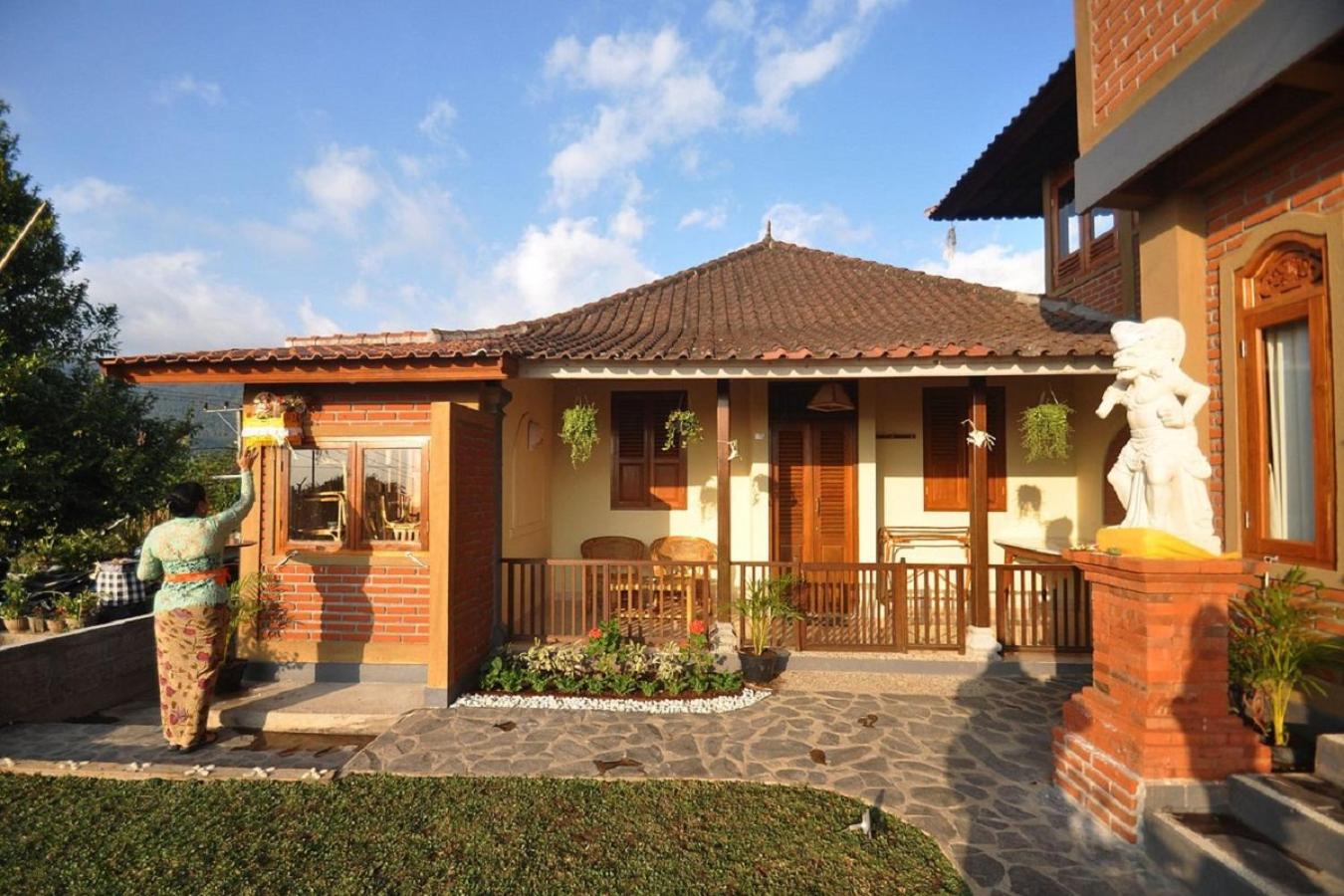 Meme Surung Guesthouse