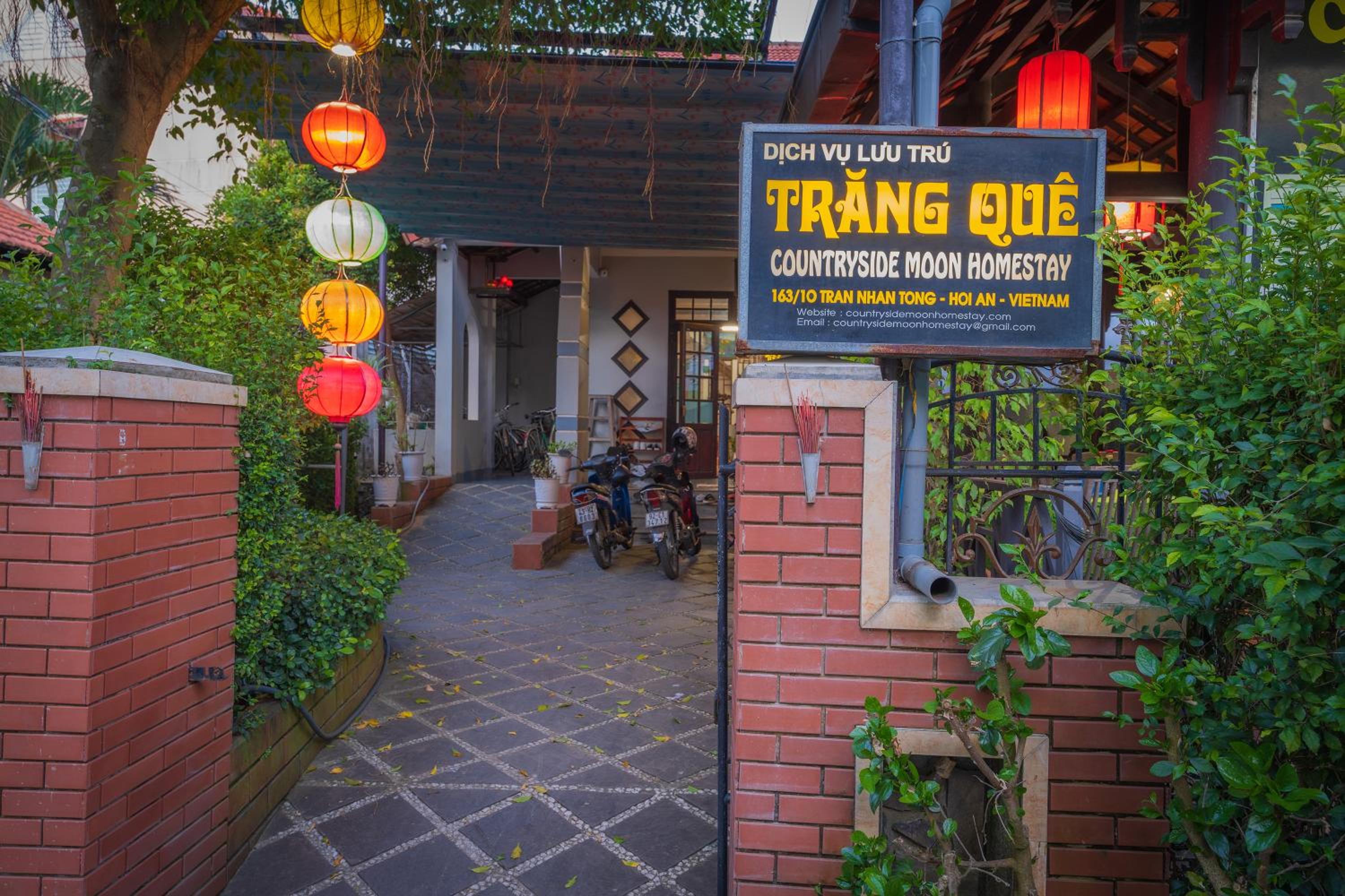 Countryside Moon Homestay