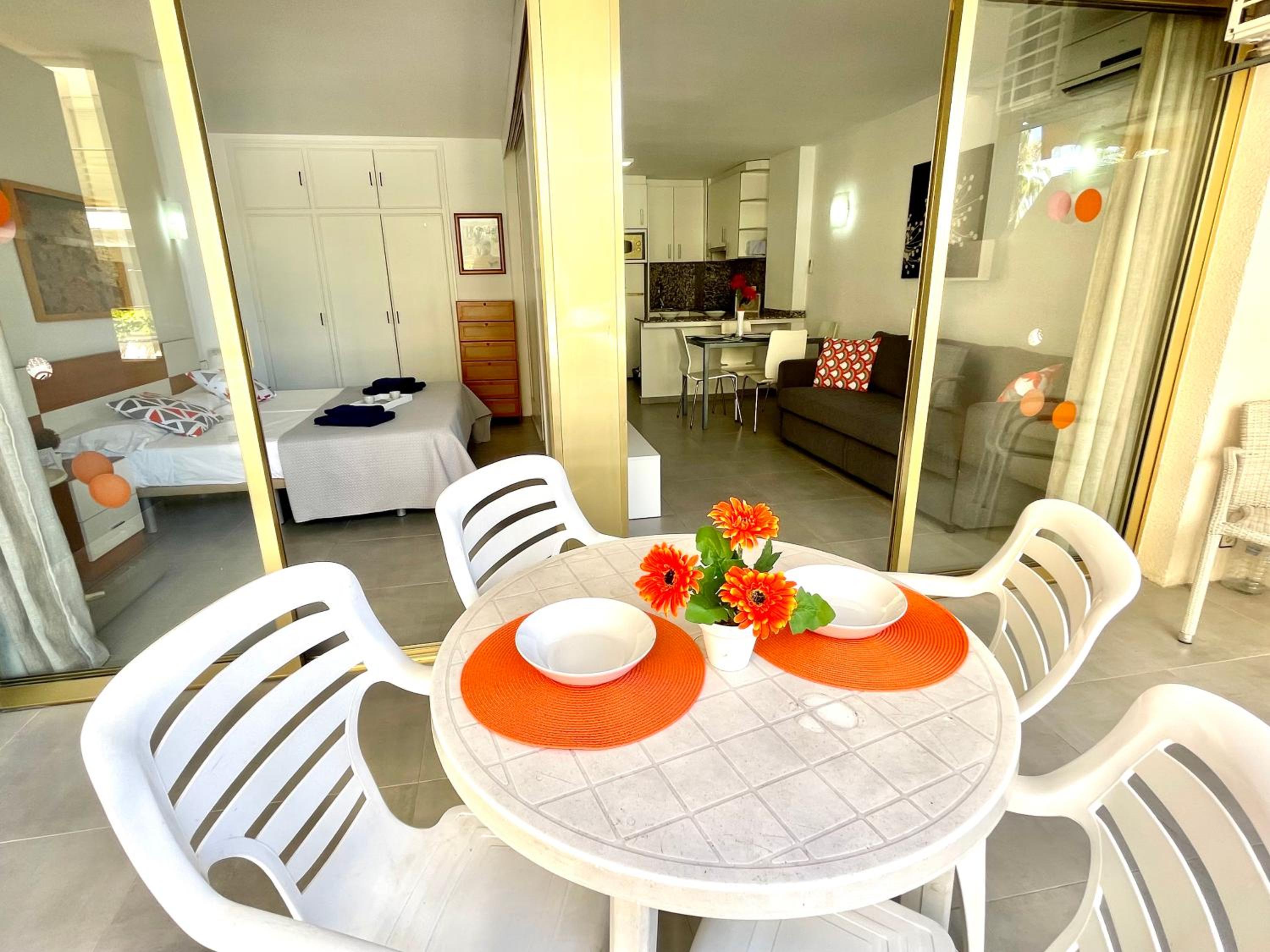 APARTBEACH NOVELTY CLIMATIZADO y VISTAS PLAYA view 4
