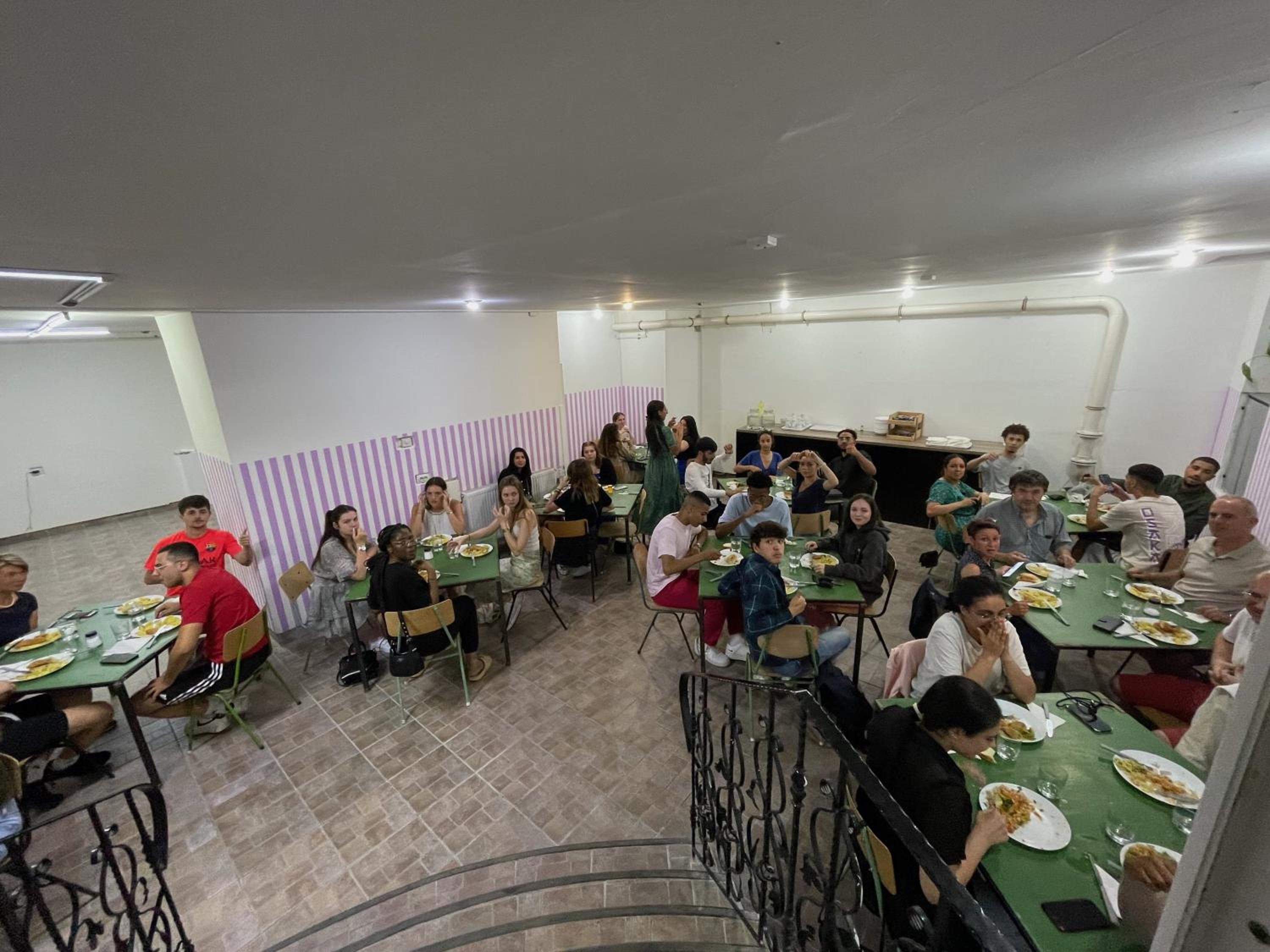 Baroque Hostel & Coworking