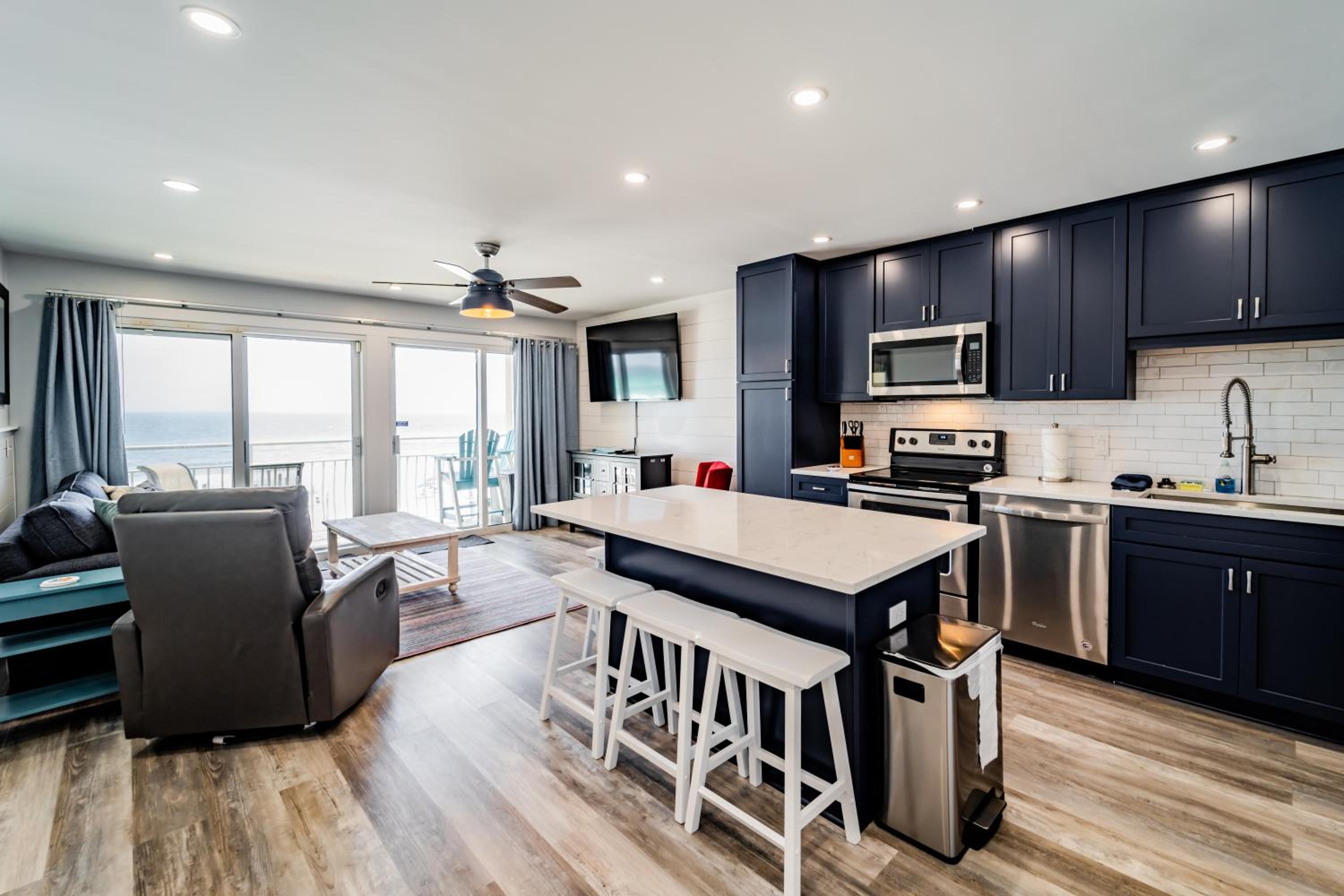 Salty Seas Gulf Front Oasis - New to Market Rates