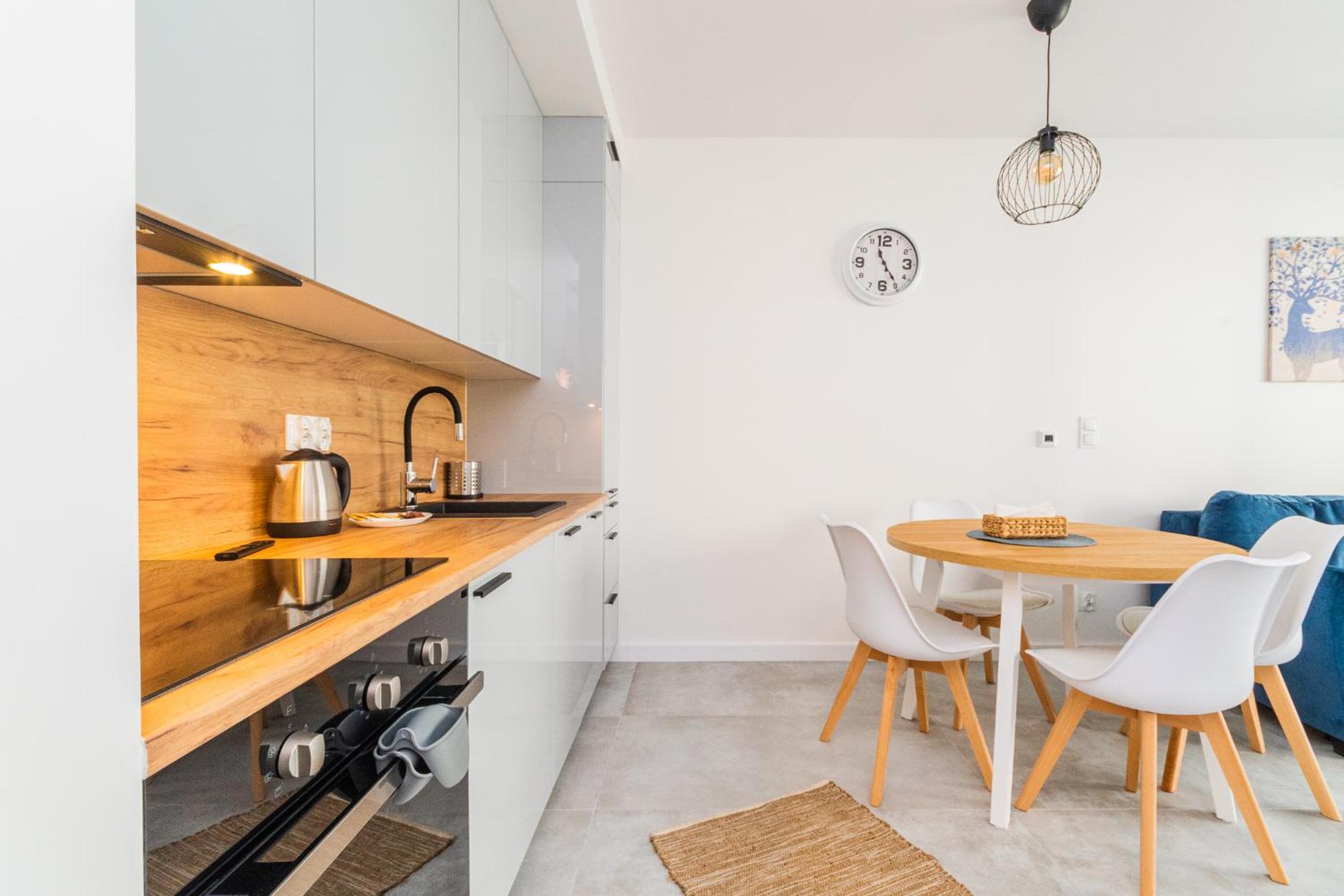 APARTAMENTY MIERZEJA -OSIEDLE BURSZTYNOWE, Jantar