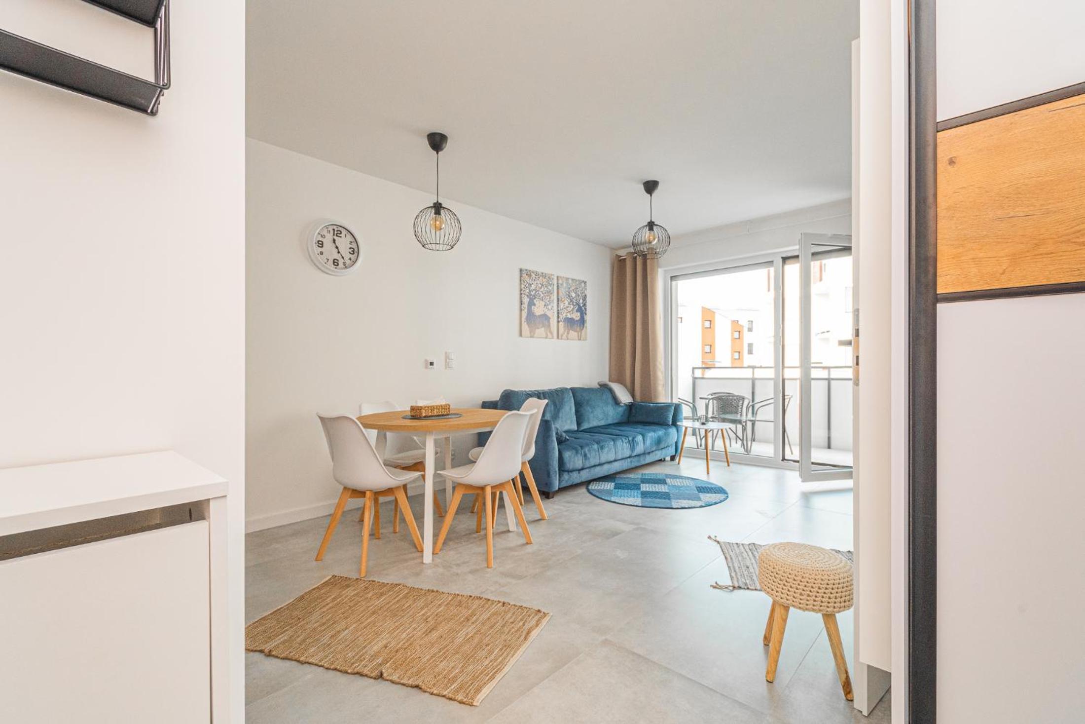 APARTAMENTY MIERZEJA -OSIEDLE BURSZTYNOWE, Jantar