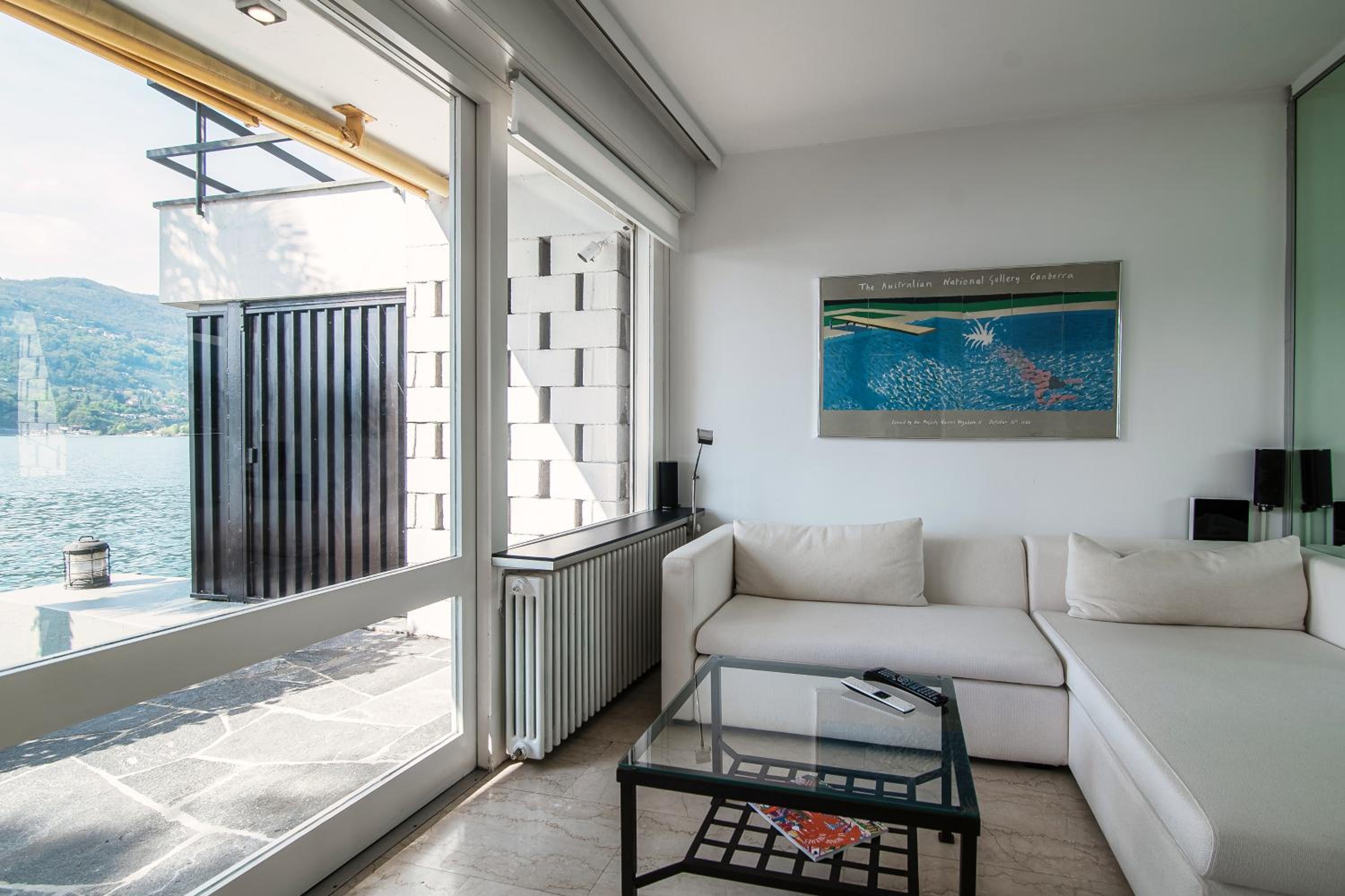 Bellariva Lakefront by Quokka 360 - flat with private pier