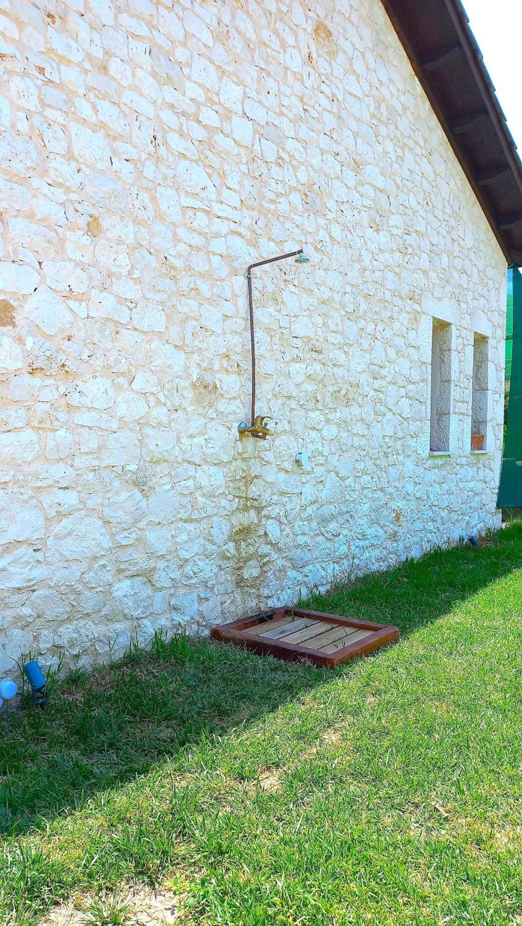 Photo 48