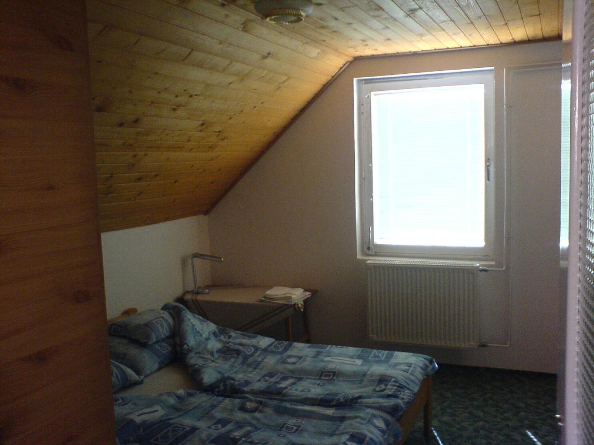 Hársfaapartman és vendégház view 2