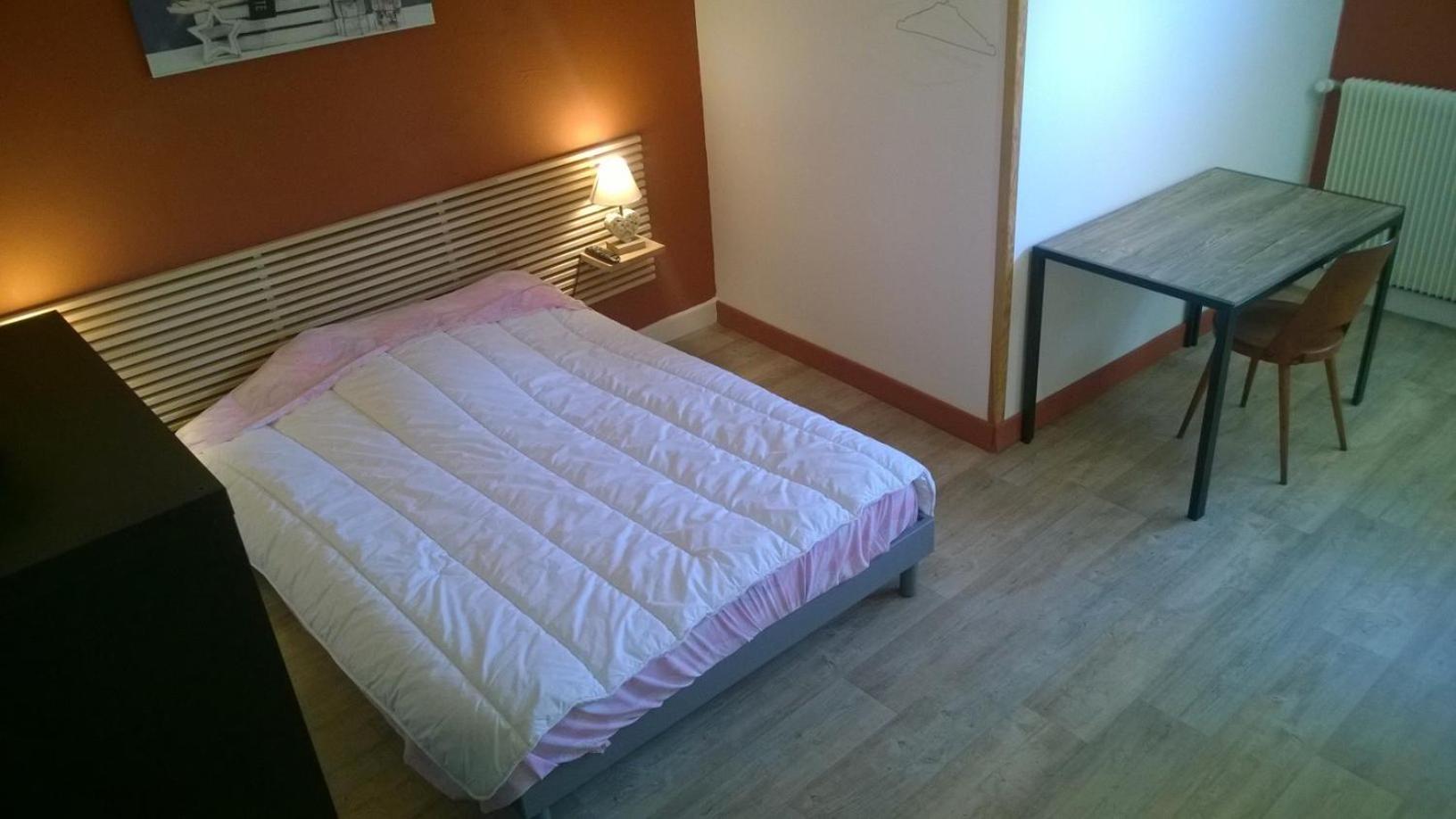 Photo 33