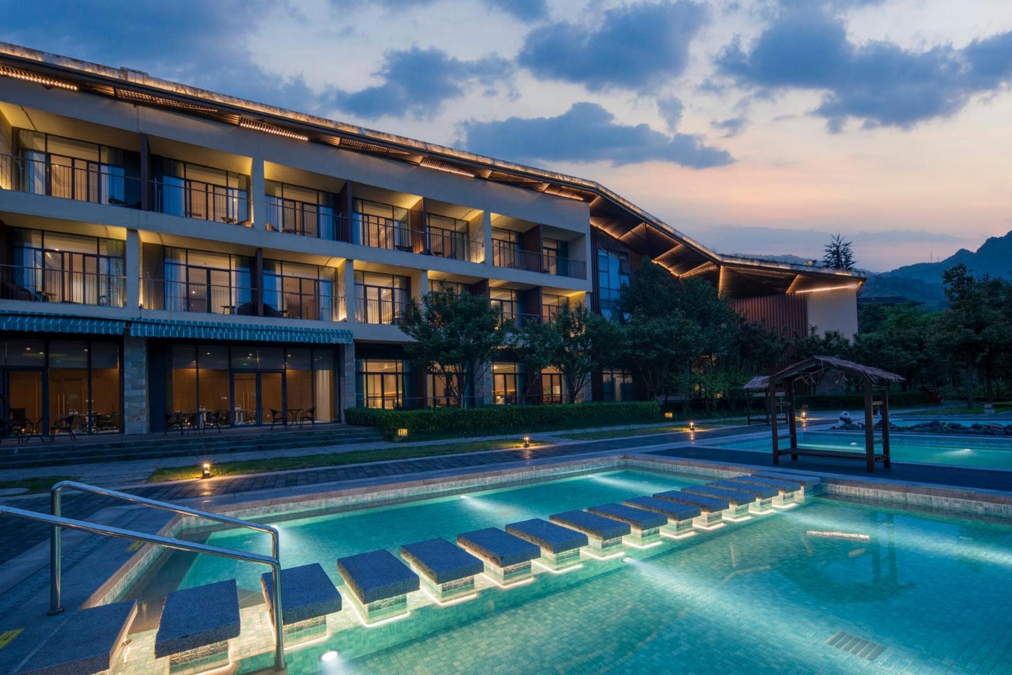 Holiday Inn Express Emei Mountain by IHG