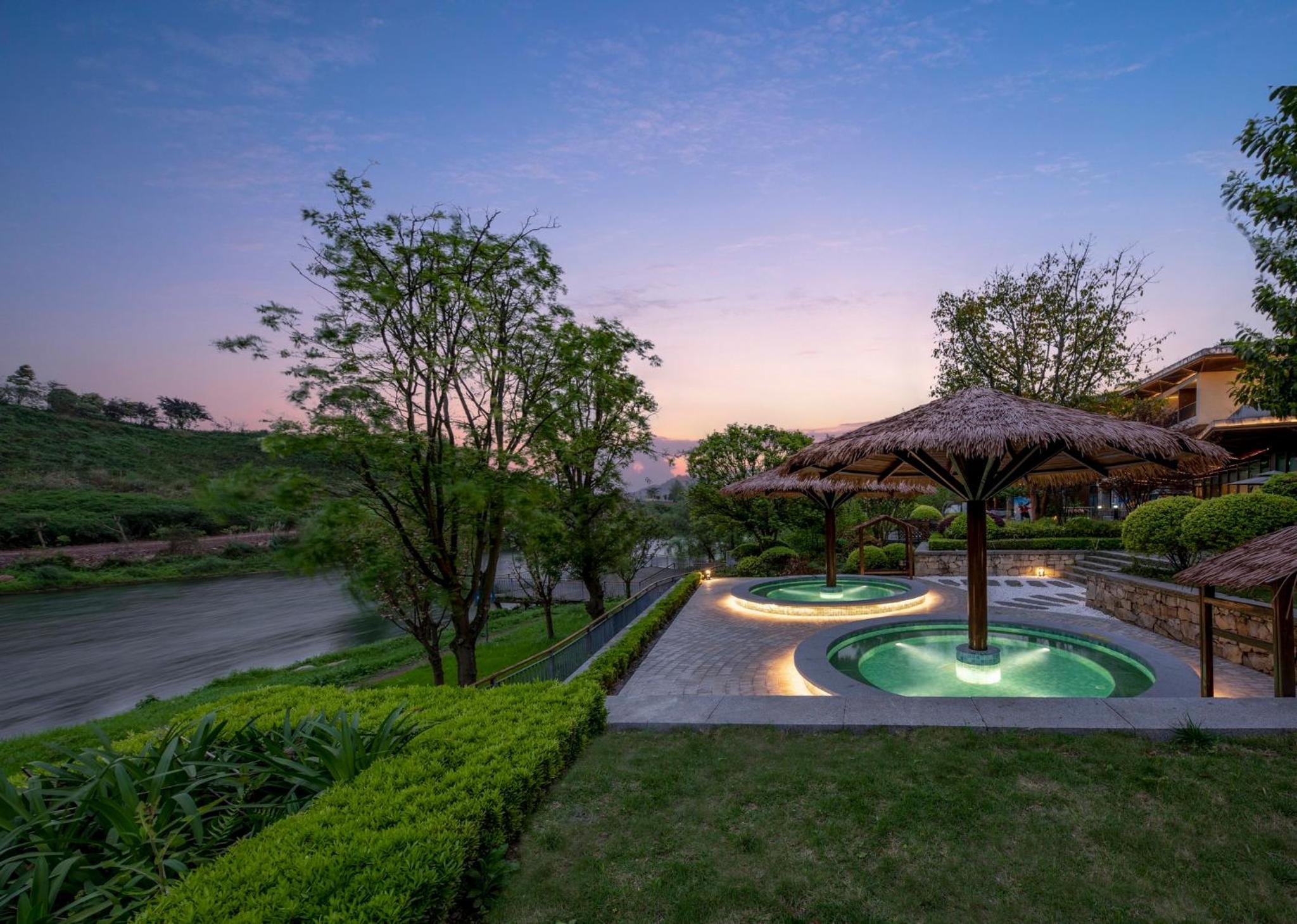 Holiday Inn Express Emei Mountain by IHG