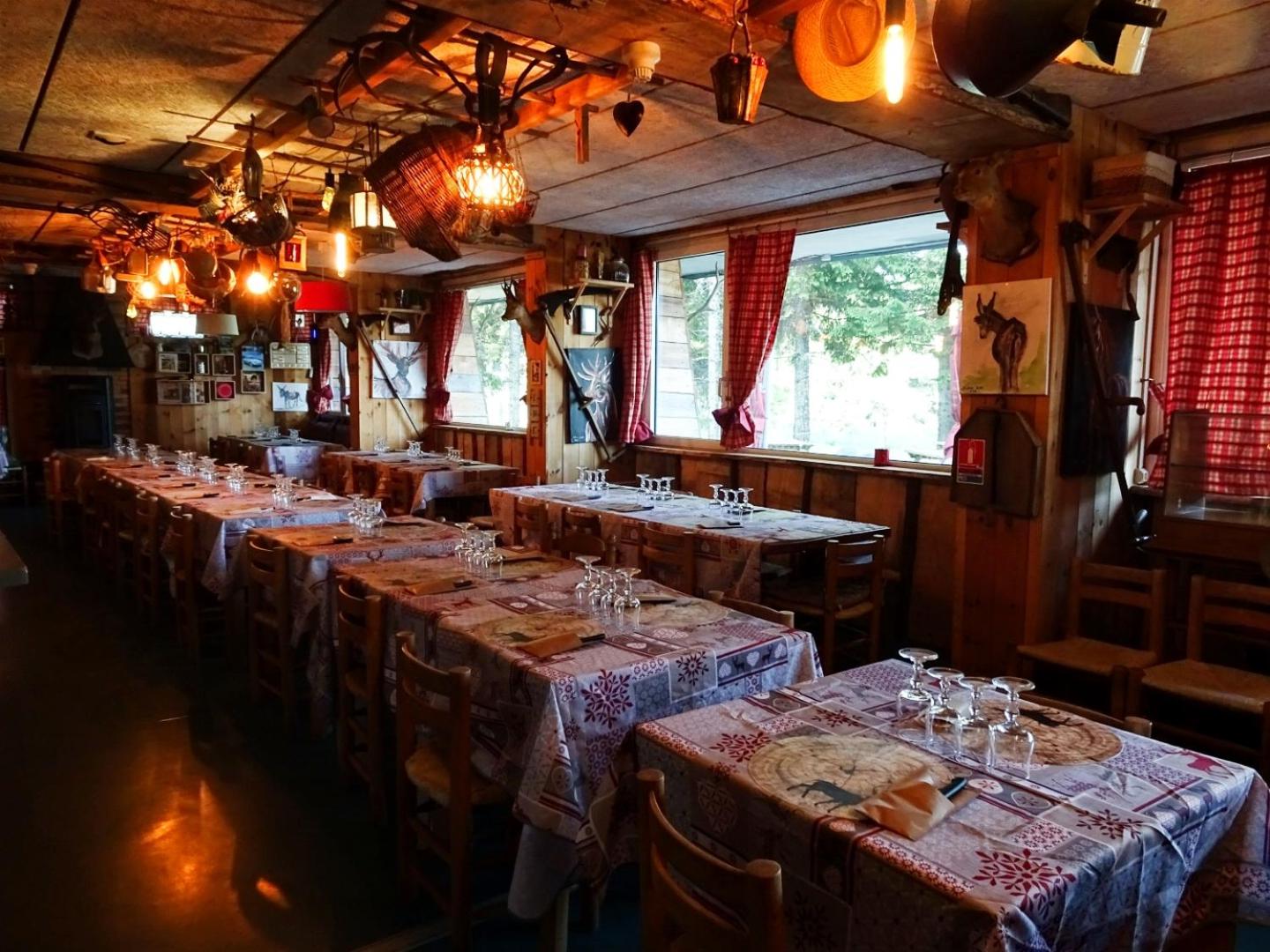 restaurant