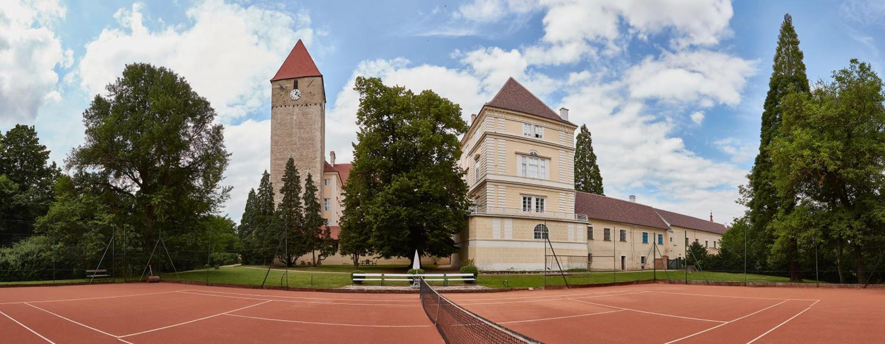 Exklusive Suiten im Schloss Horn view 4