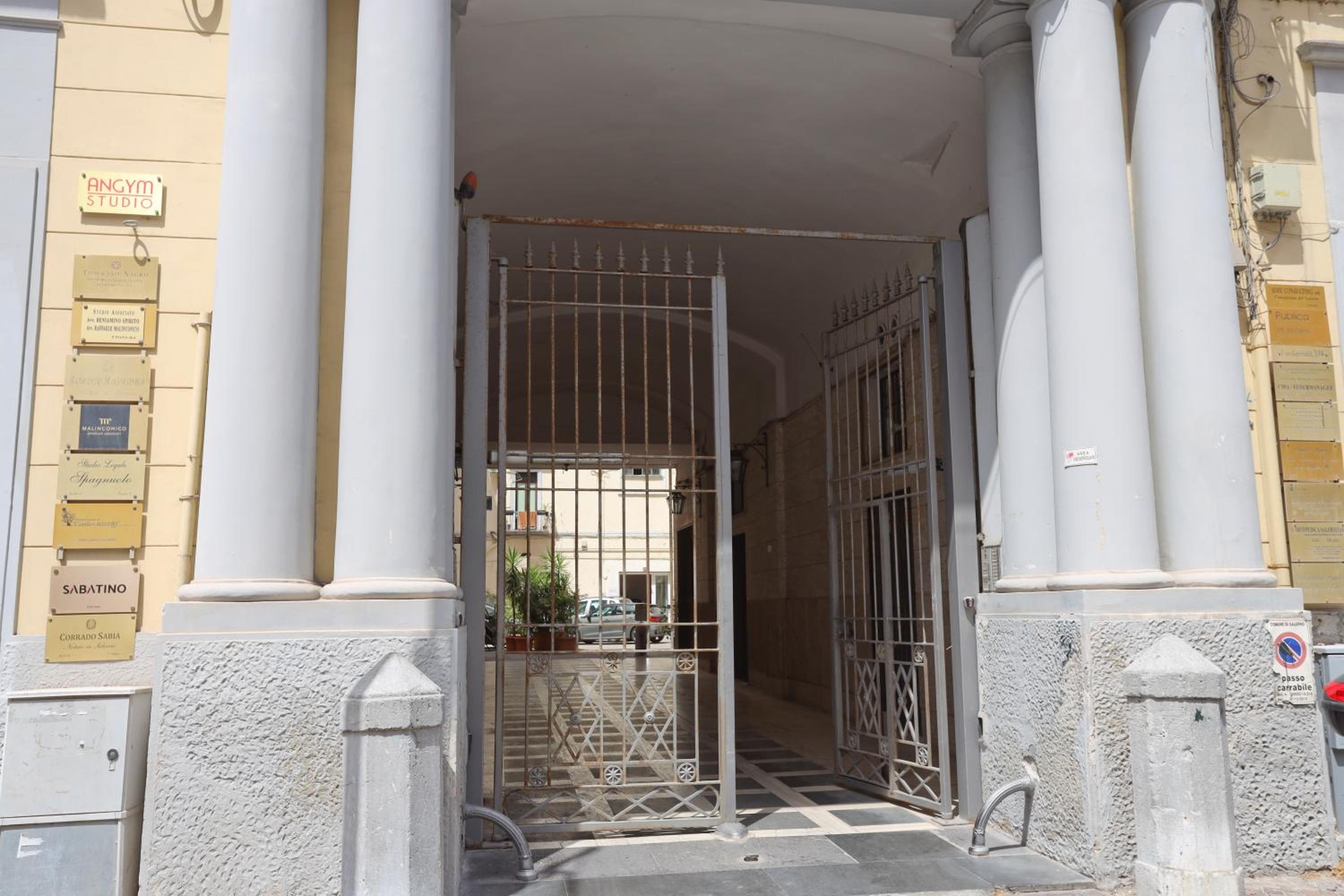 GuestHost - Lungomare Trieste Apartment with terrace