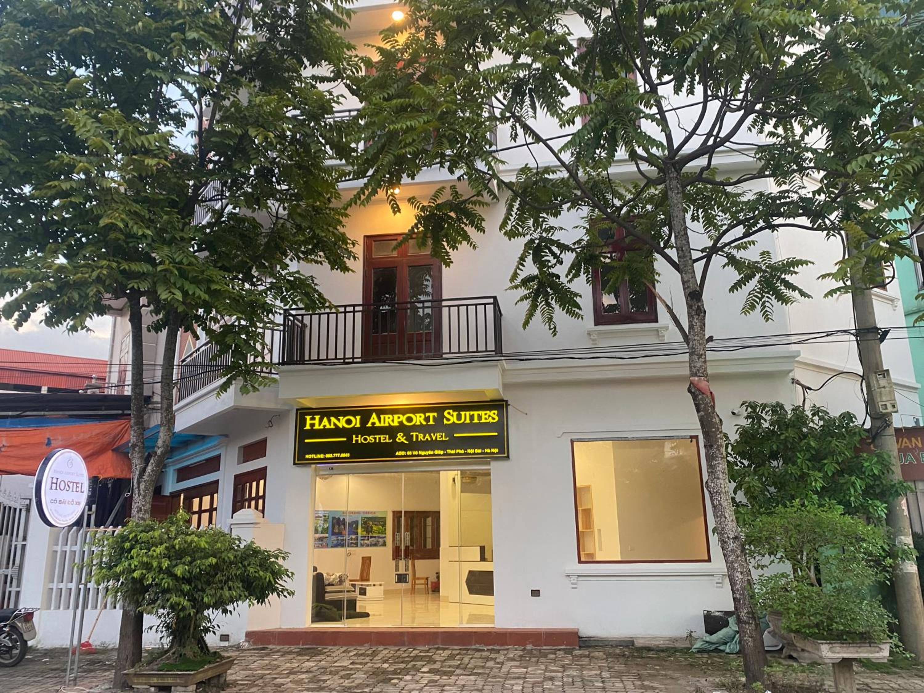 Hanoi Airport Suites Hostel & Travel