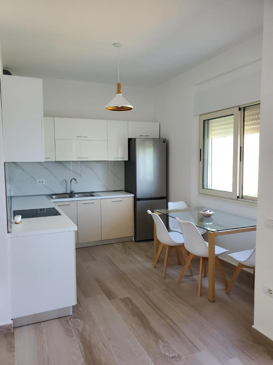 Gjiri i Lalzit Apartment 2 - Perla Resort photo 4