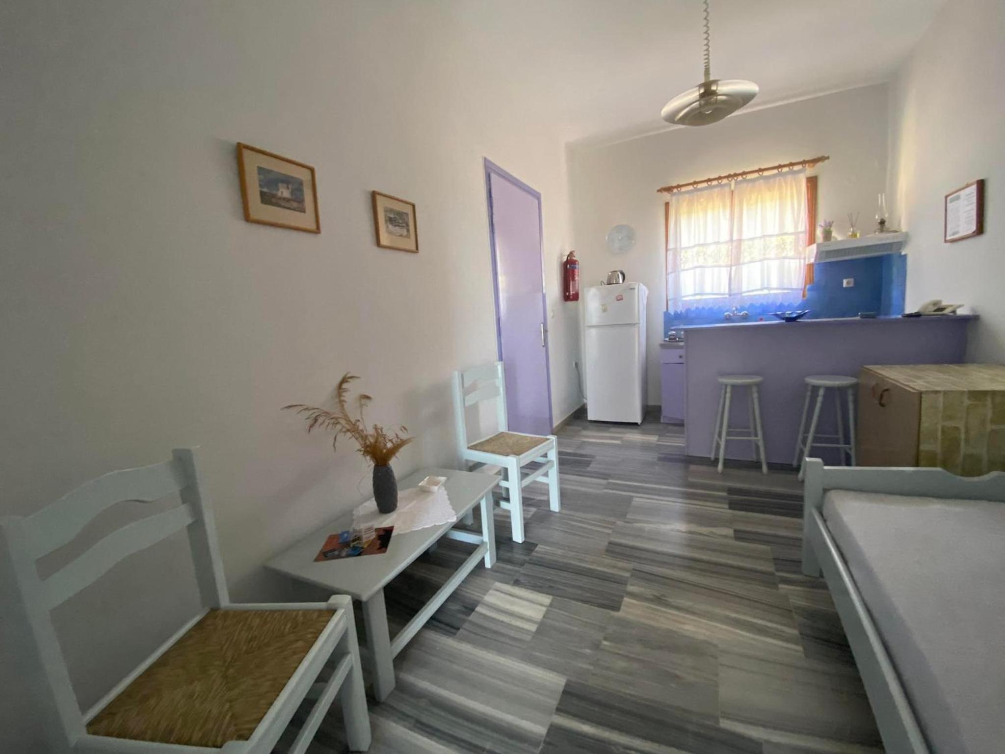Stelios Zalonis Apartments