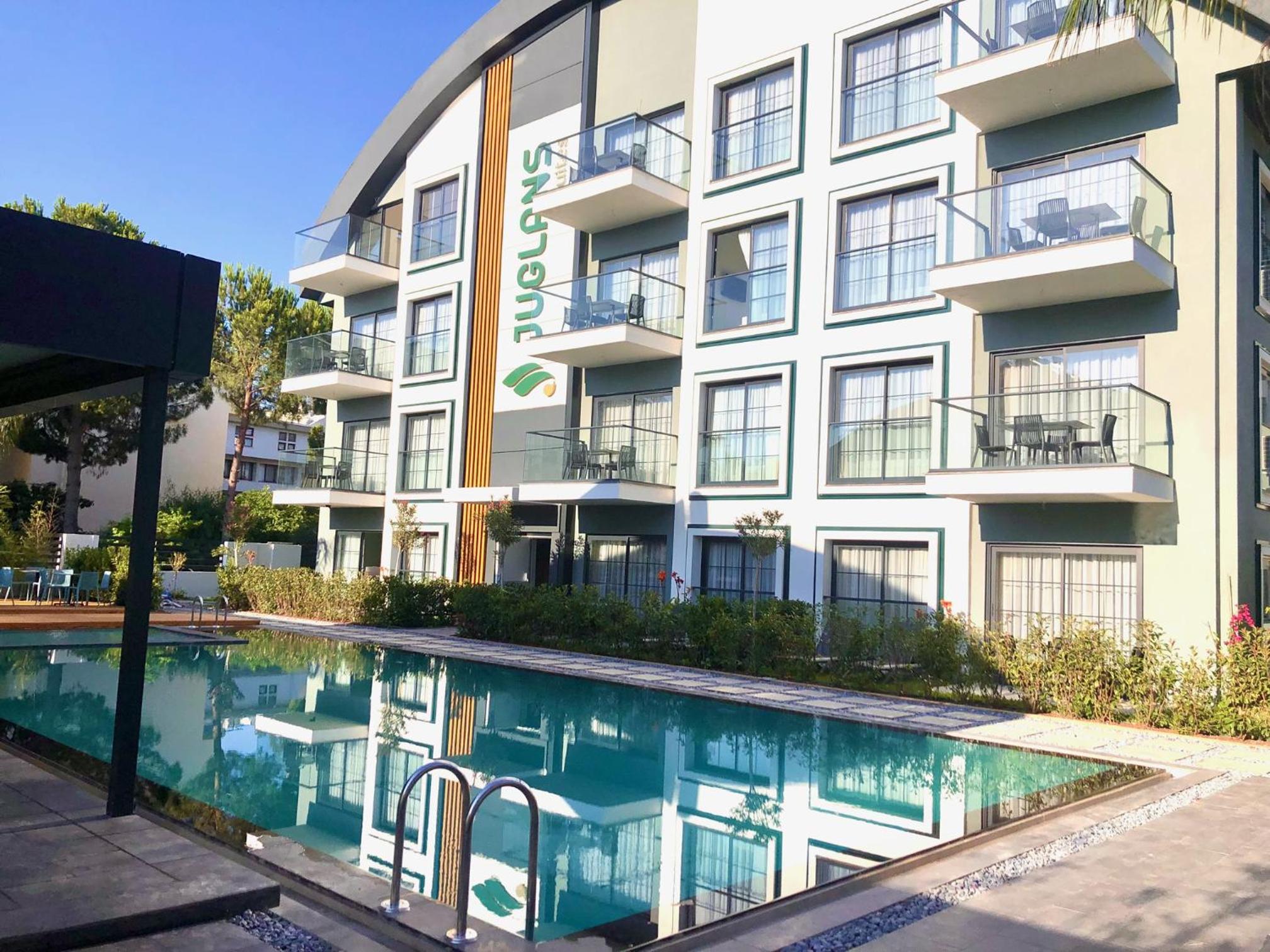 Juglans Suites - Image 73