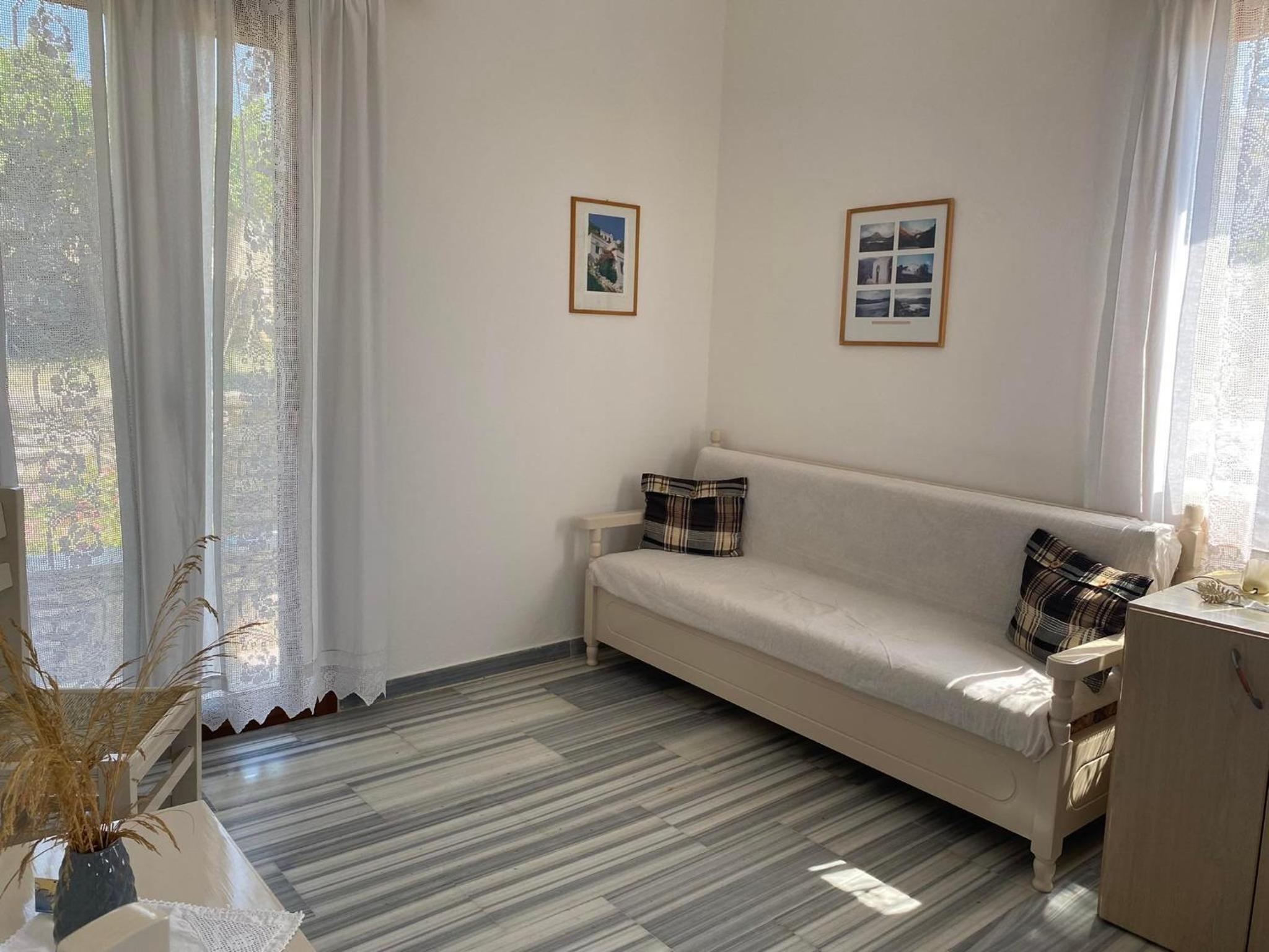 Stelios Zalonis Apartments