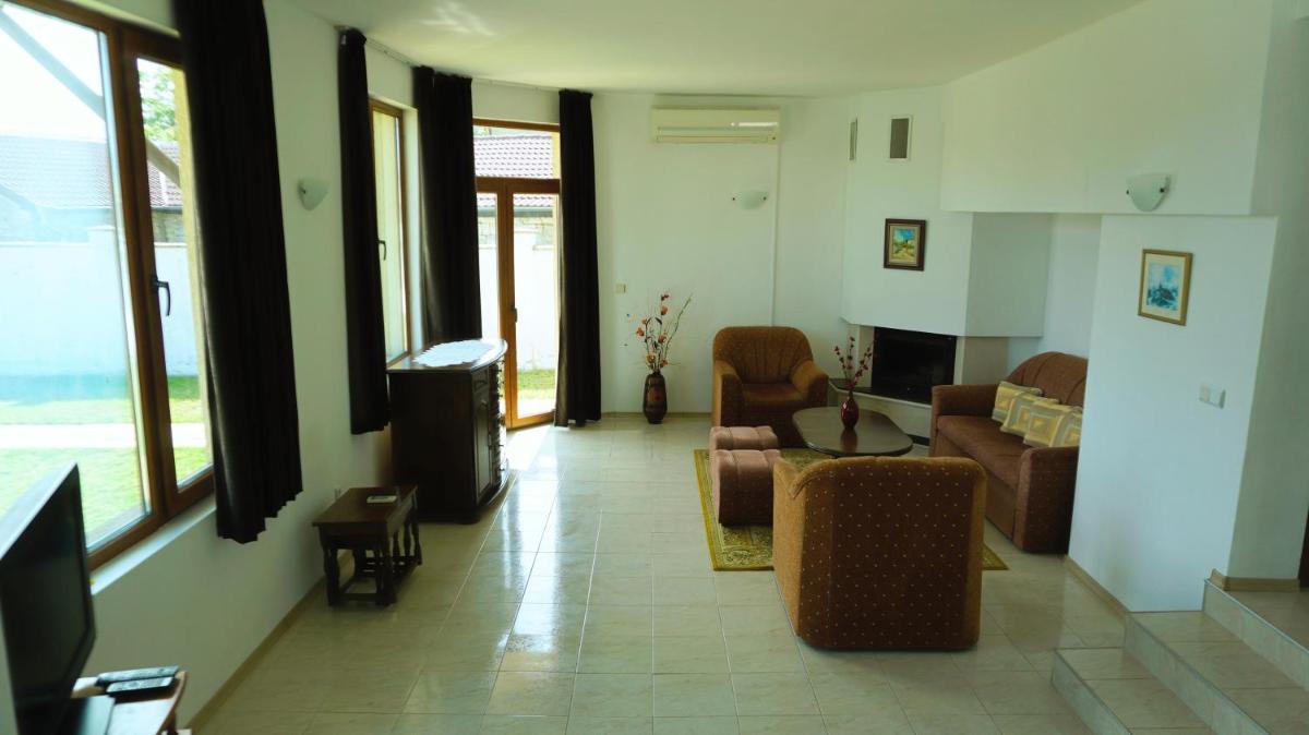 Villa Rosa