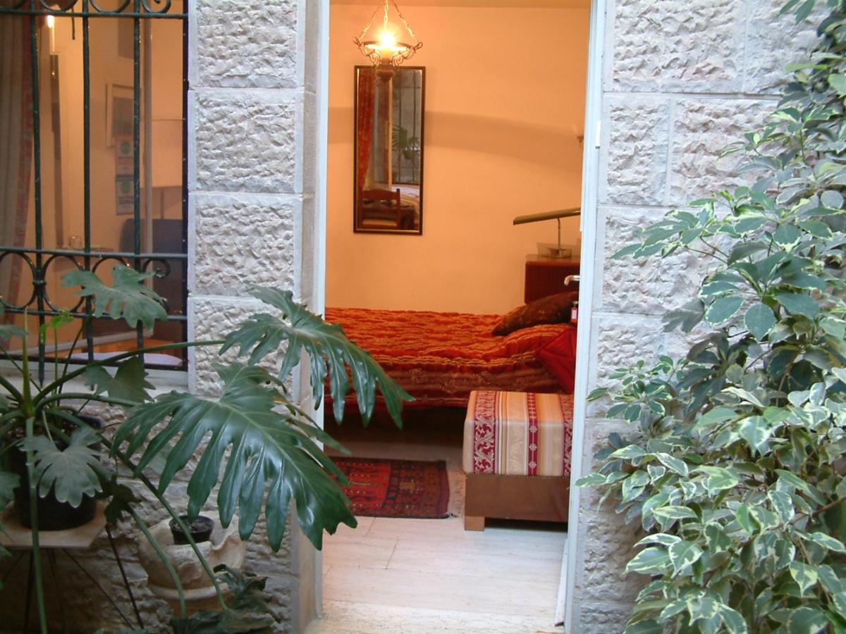 Photo 25