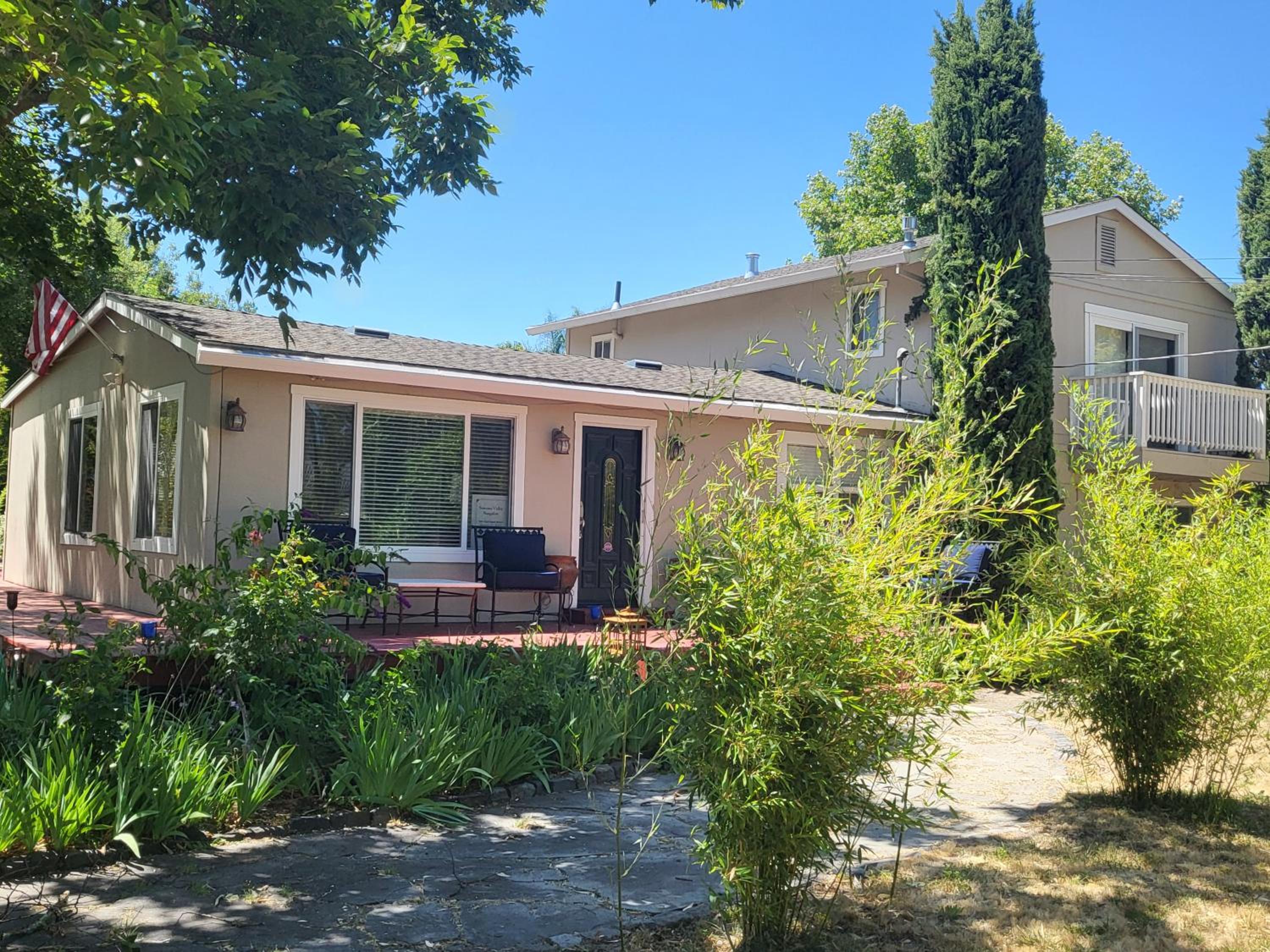 Sonoma Wine Country Bungalow - Property Image 6