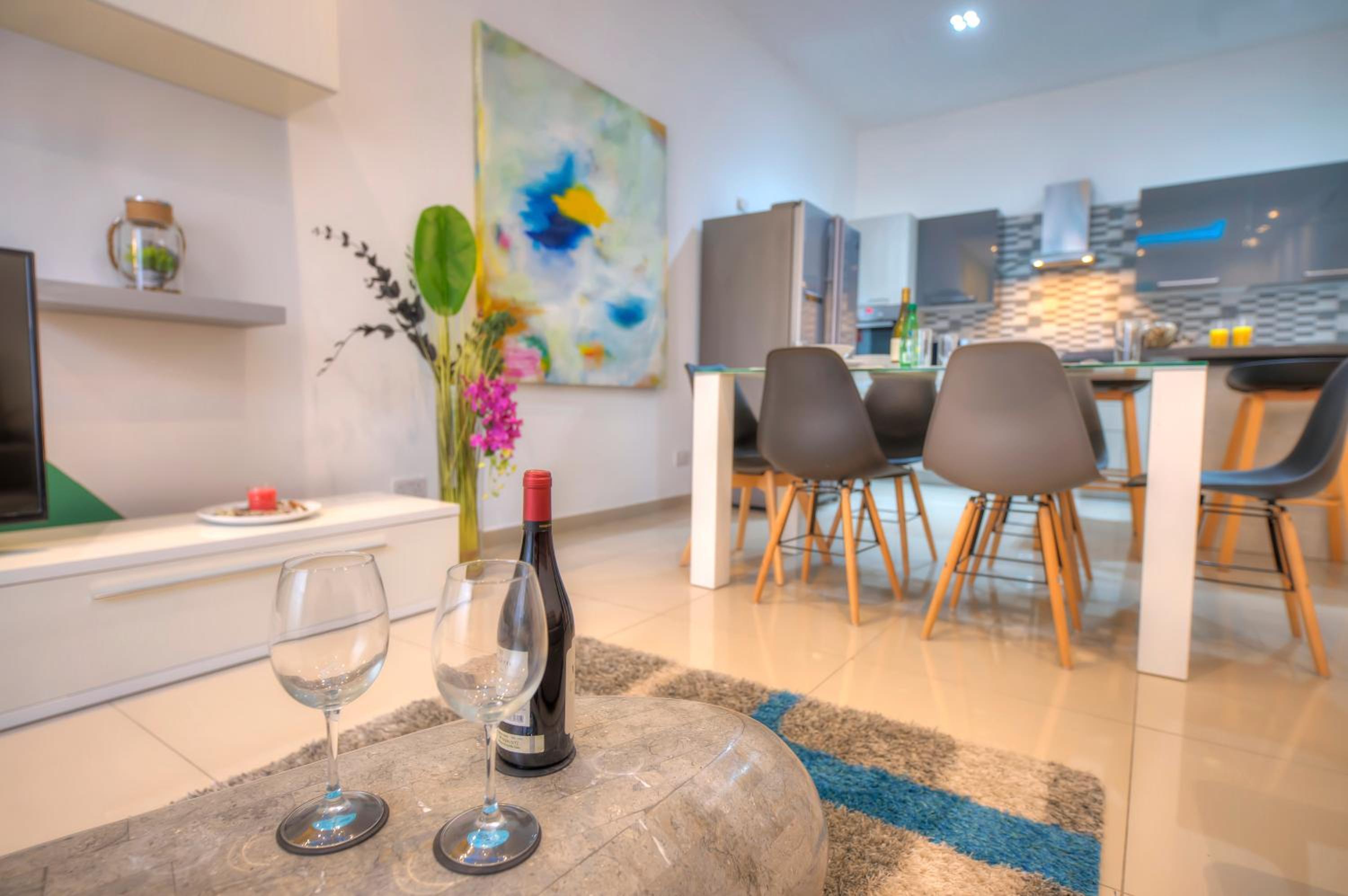 Spacious and beautifully furnished 3 bedrooms/3bathrooms apartment with 2 balconies WVID1-1 view 2