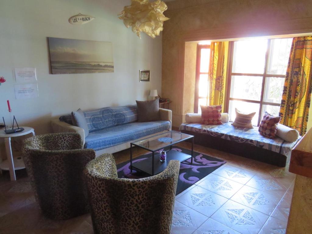HIGOS CHUMBOS, CASA RURAL COMPARTIDO