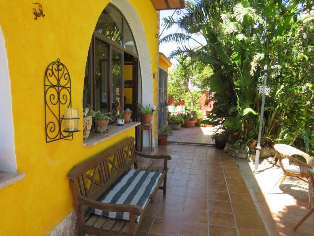HIGOS CHUMBOS, CASA RURAL COMPARTIDO