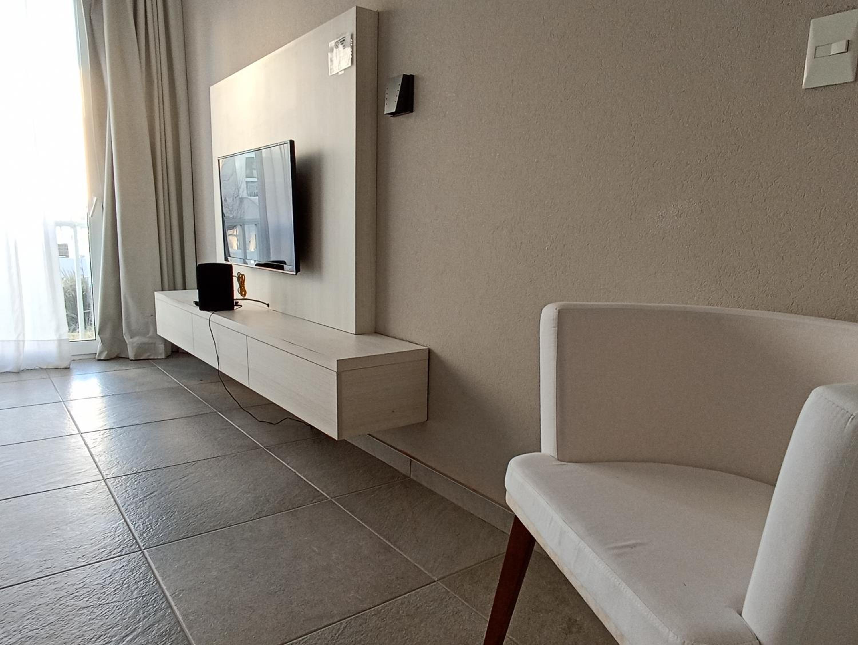 Vizion Suites by D&G