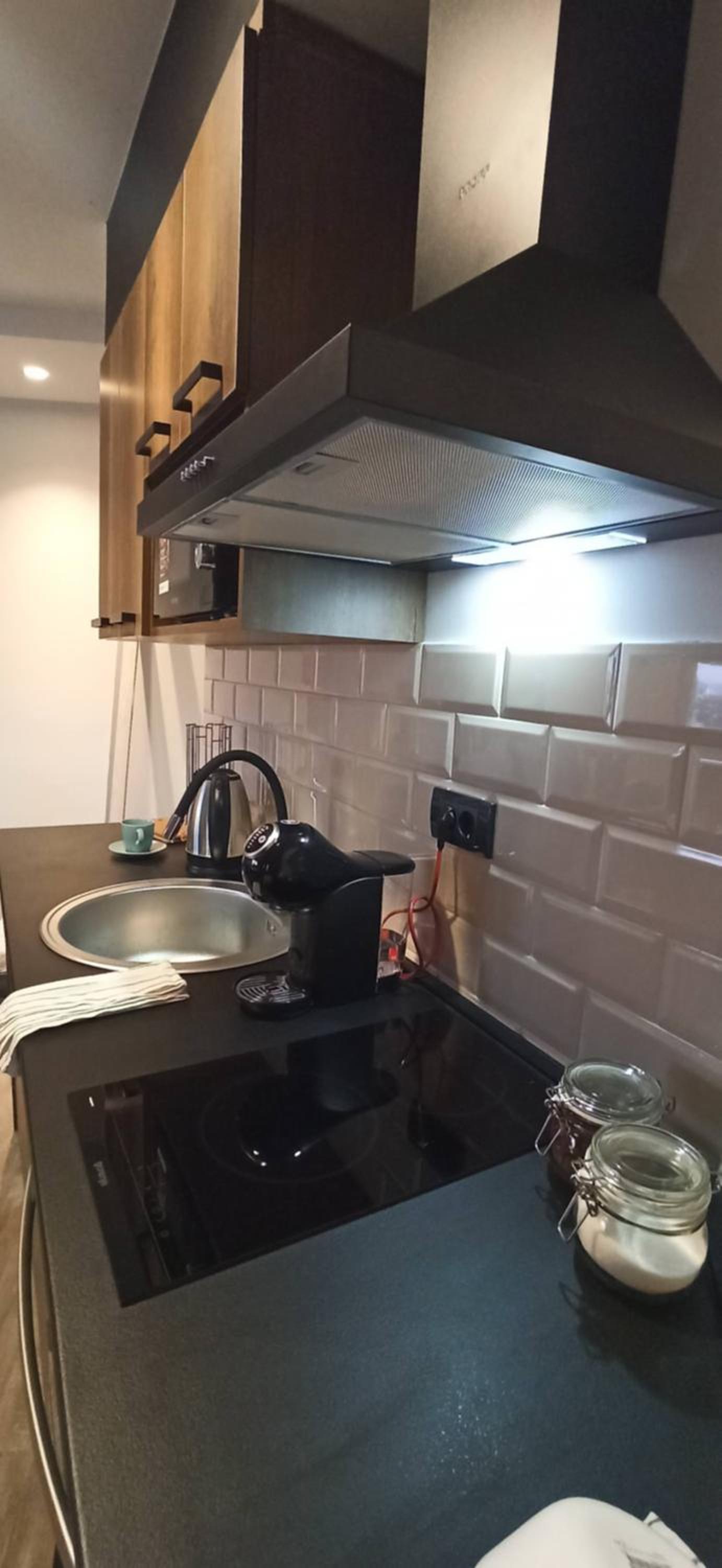 Malac-new equipped studio apartment within the city core