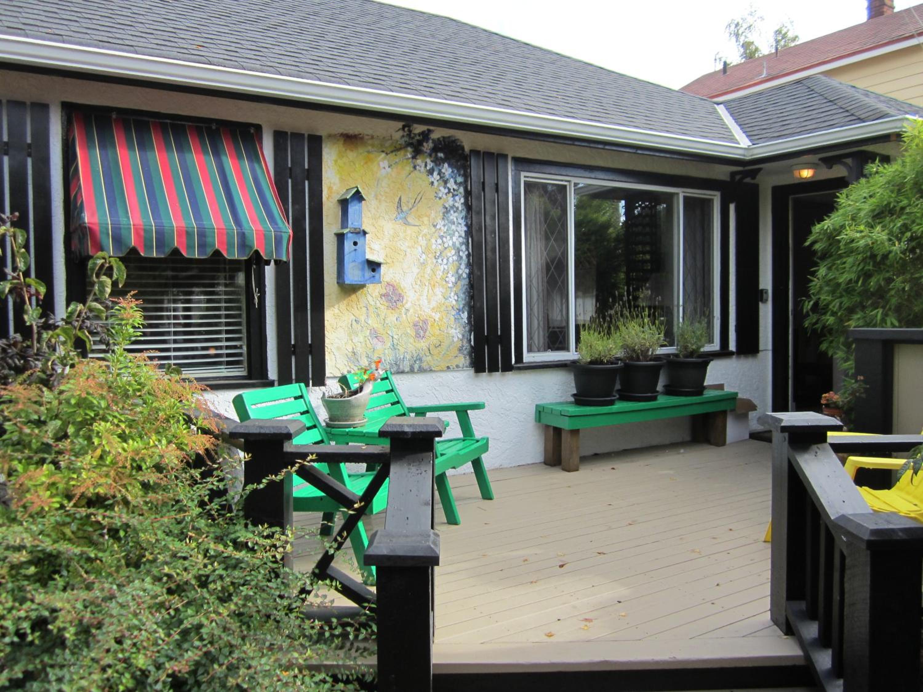 Heathergate Cottage and Suites