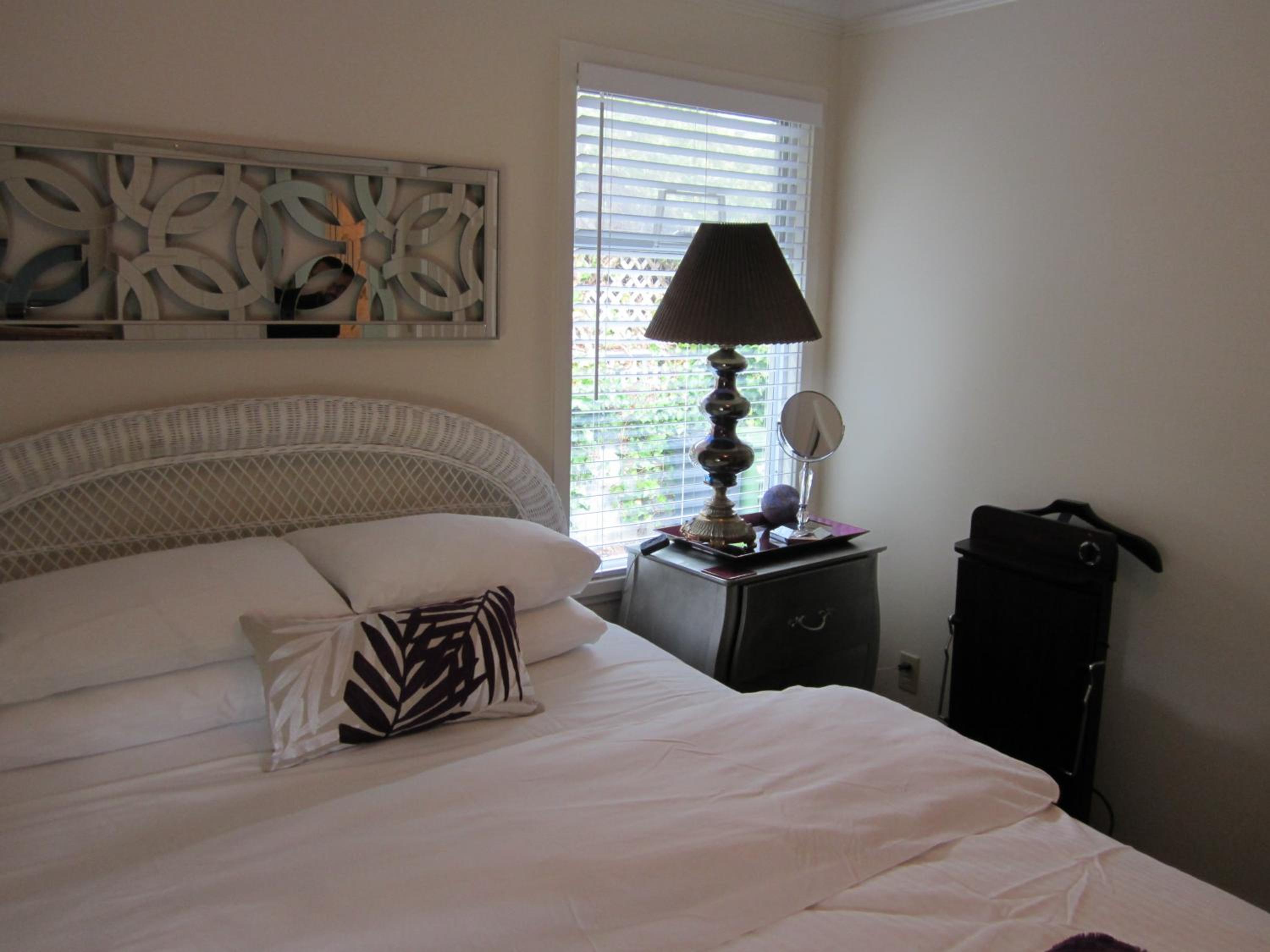 Heathergate Cottage and Suites
