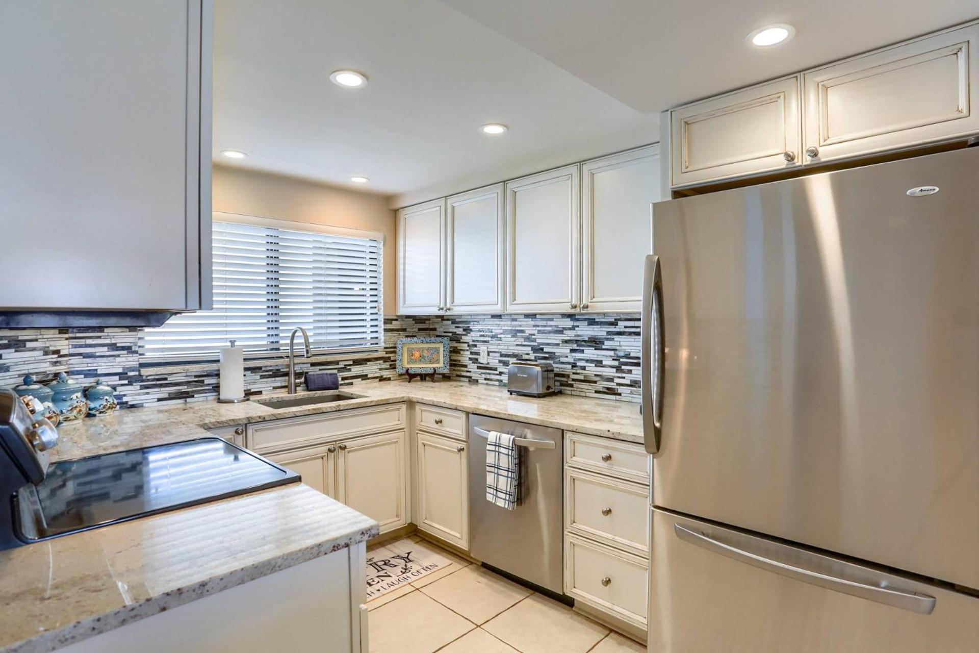 1506 Lighthouse Towers