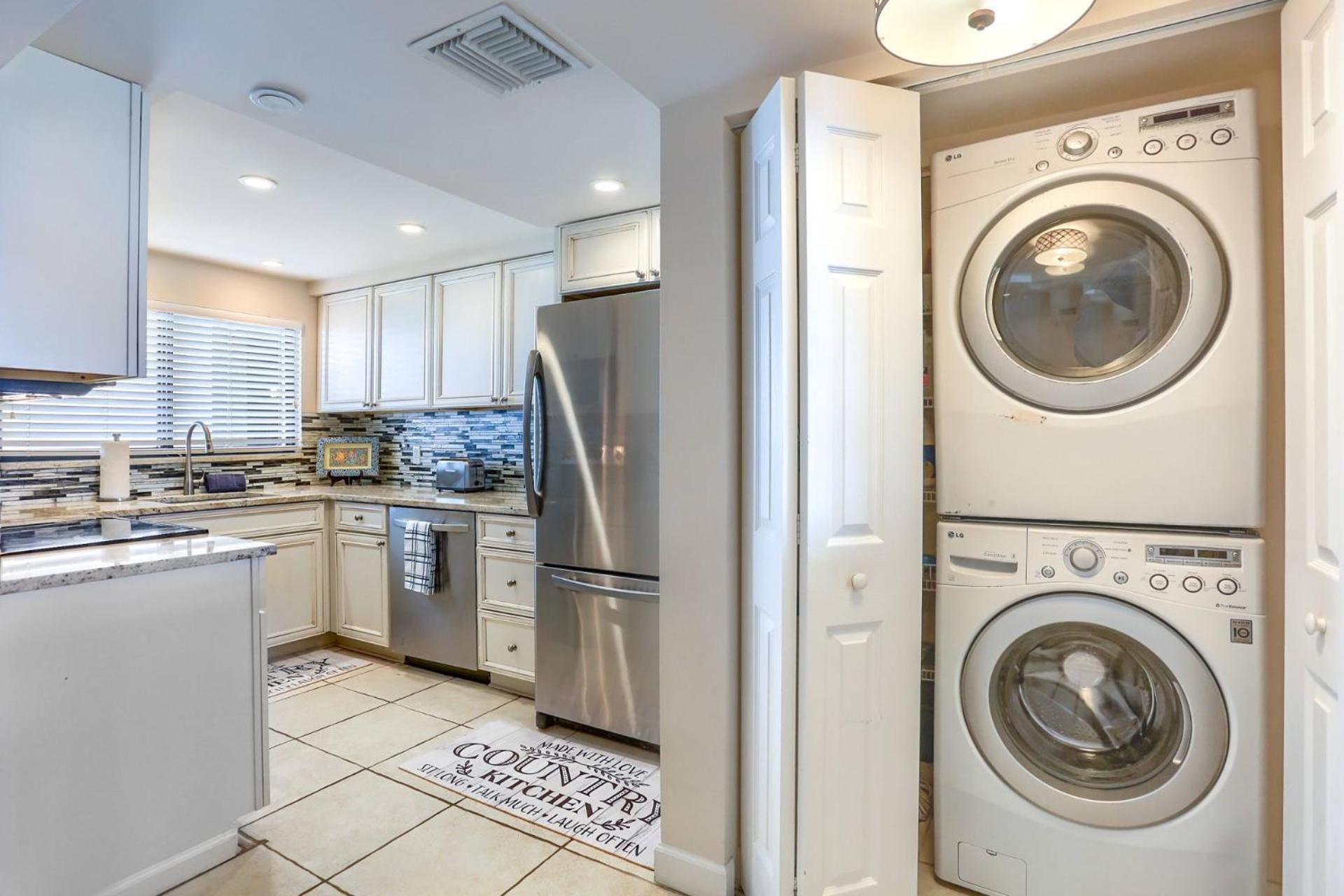 1506 Lighthouse Towers