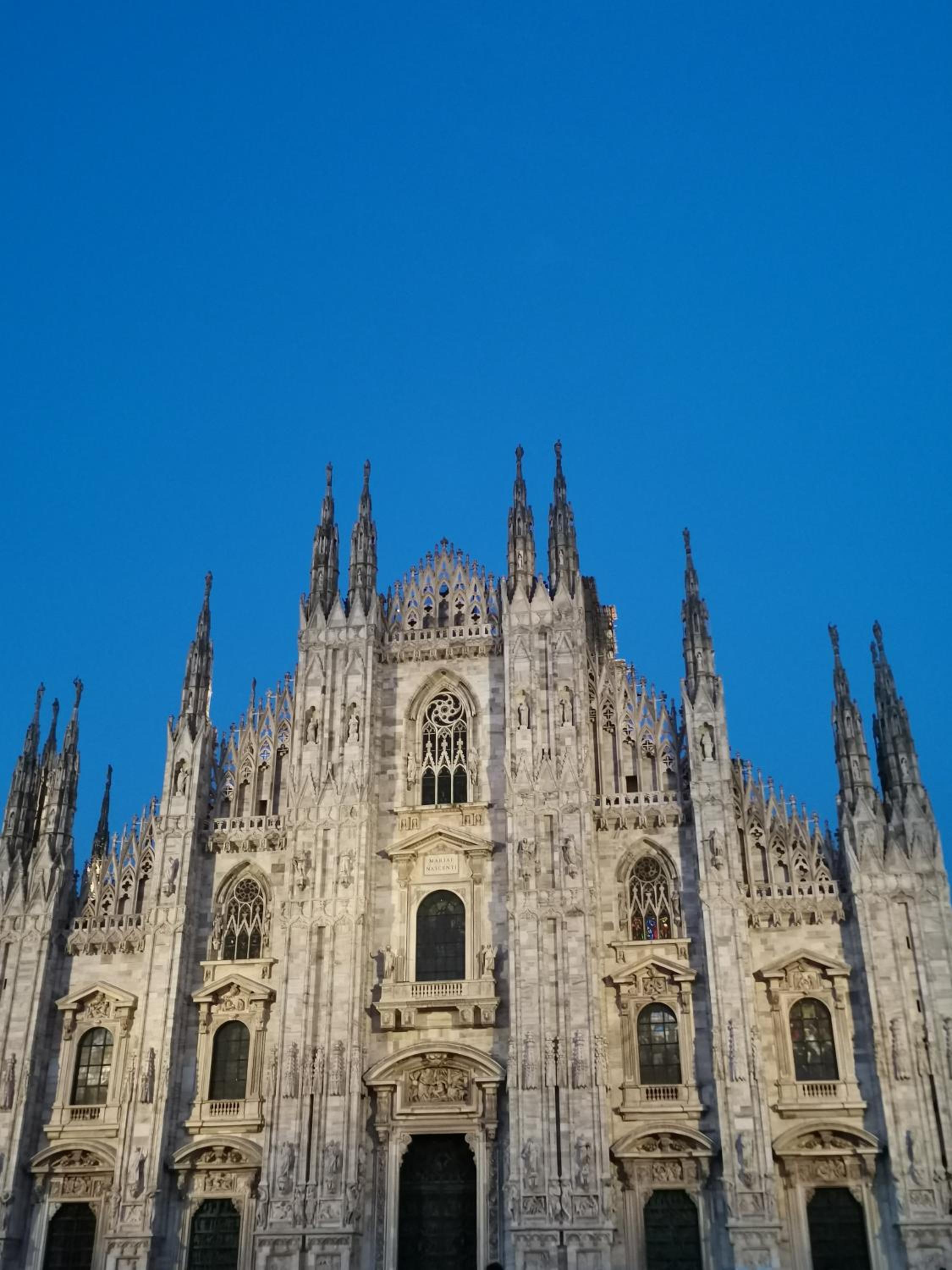 Cozy apartment in villa 4 PAX- Milano Nord - 200 MT train station to city center, Stazione centrale, Cadorna, airports - private parking place view 3