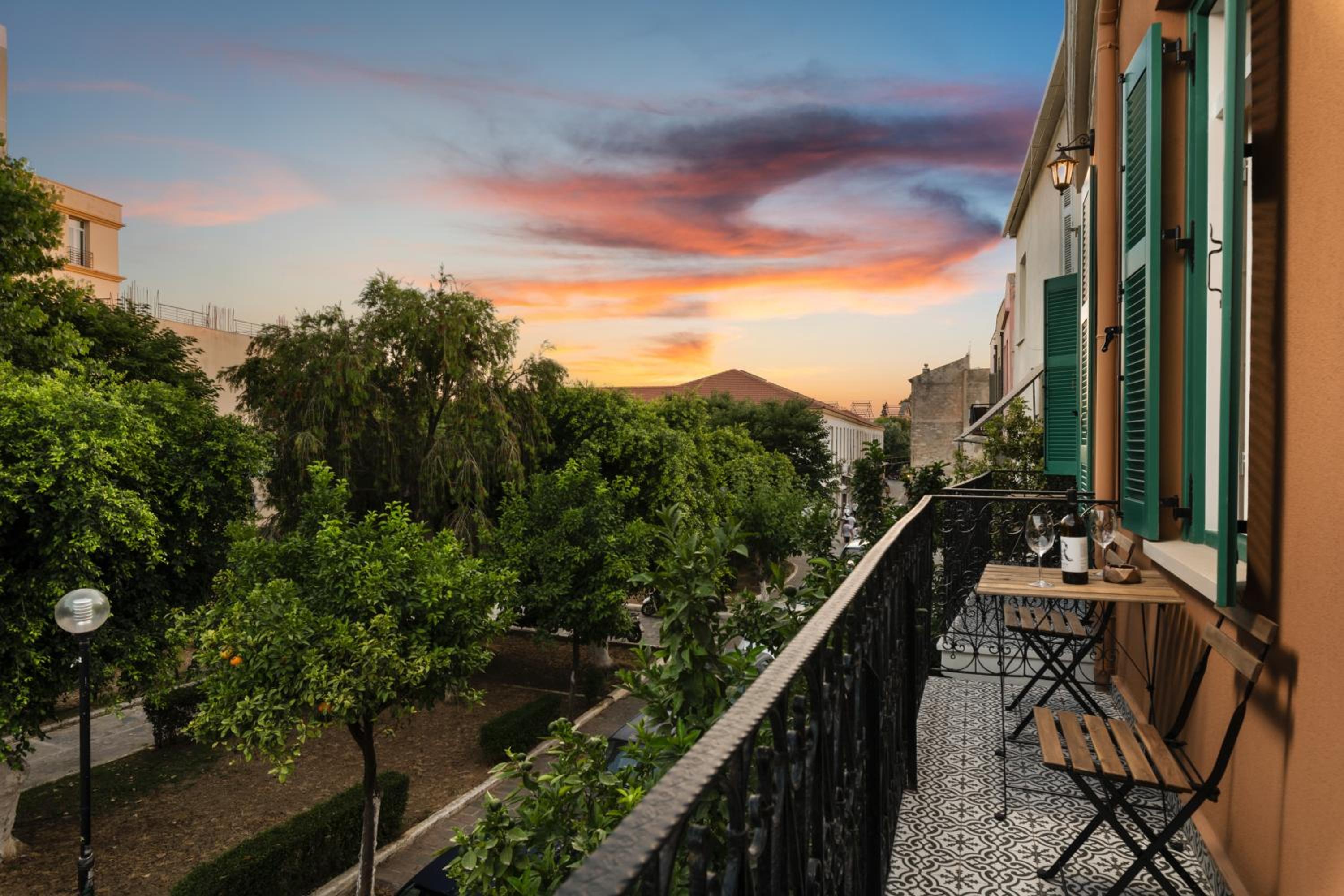 balcony