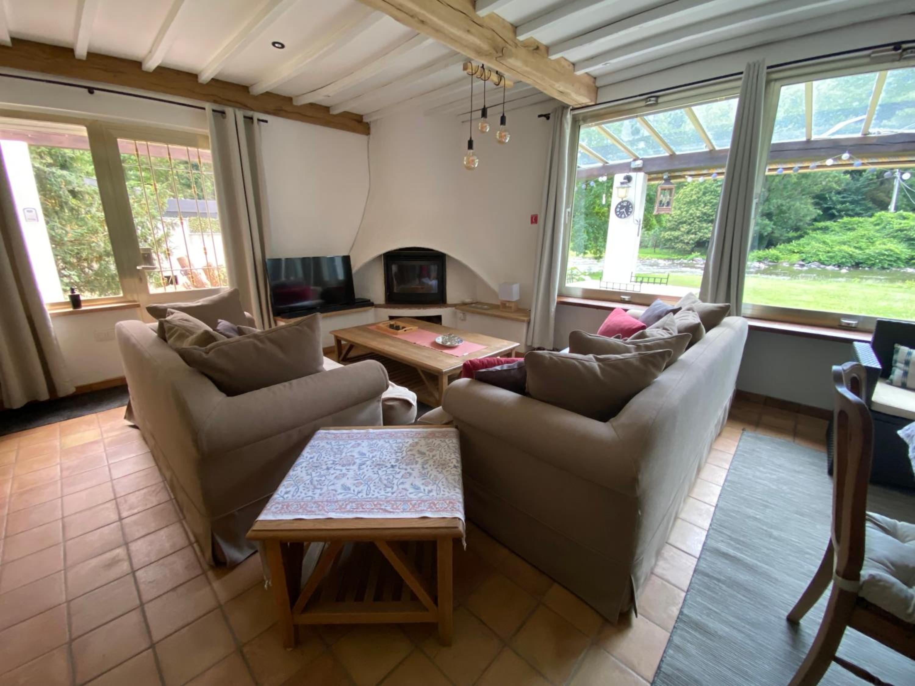Maison L’ Ambléve