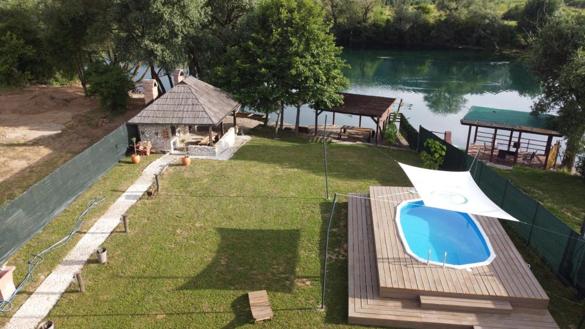 Villa Una Navis view 4
