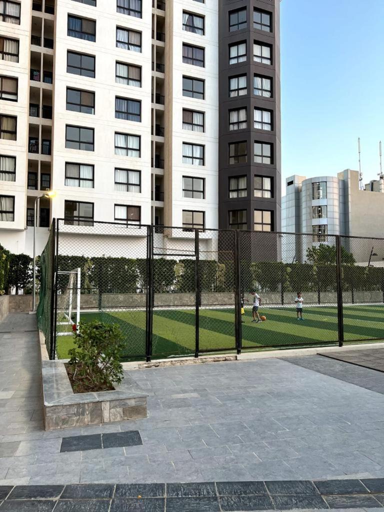 Lovely2 rooms duplex with pool in front AUC