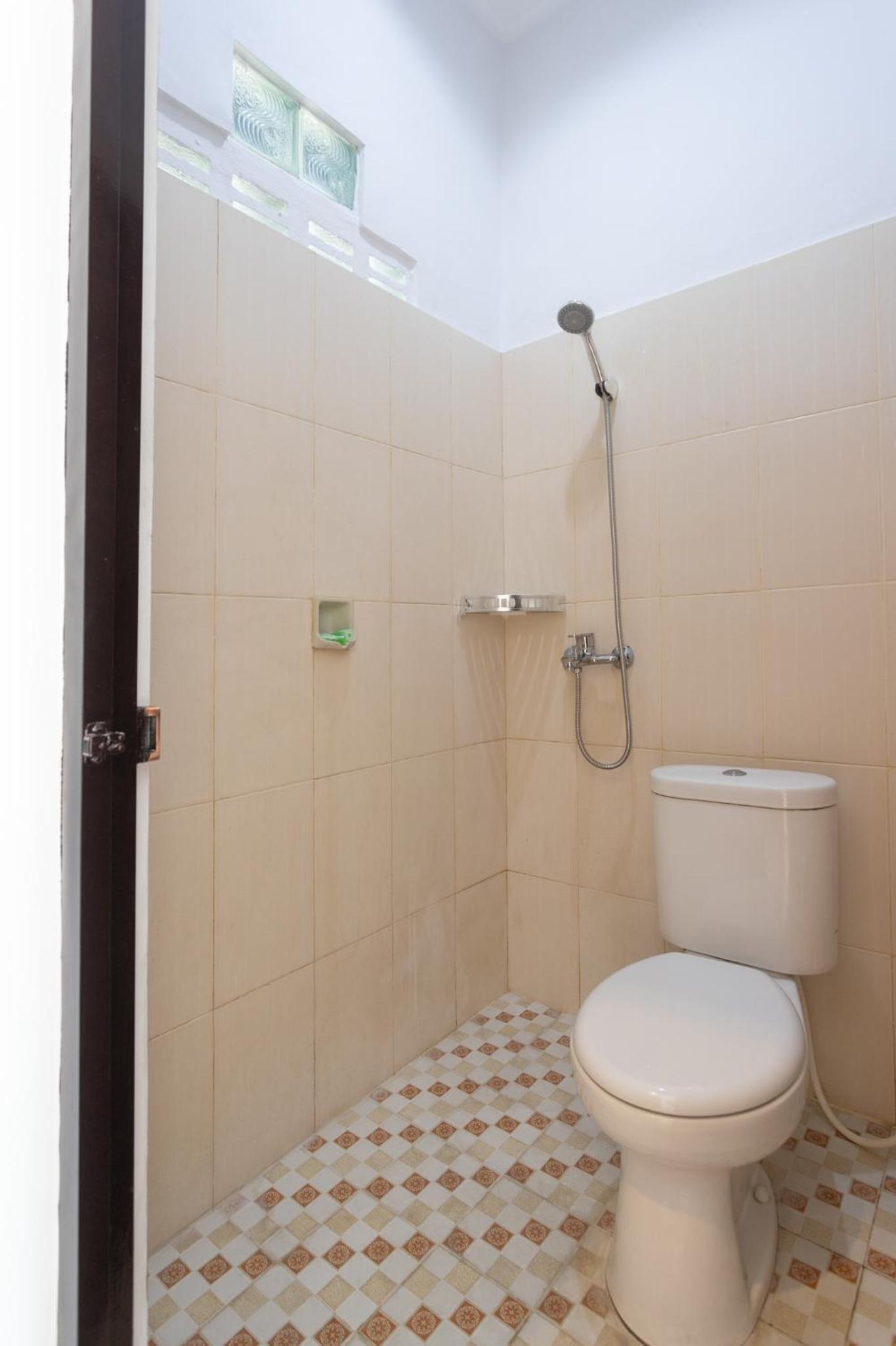 Cempaka Mas guest house canggu