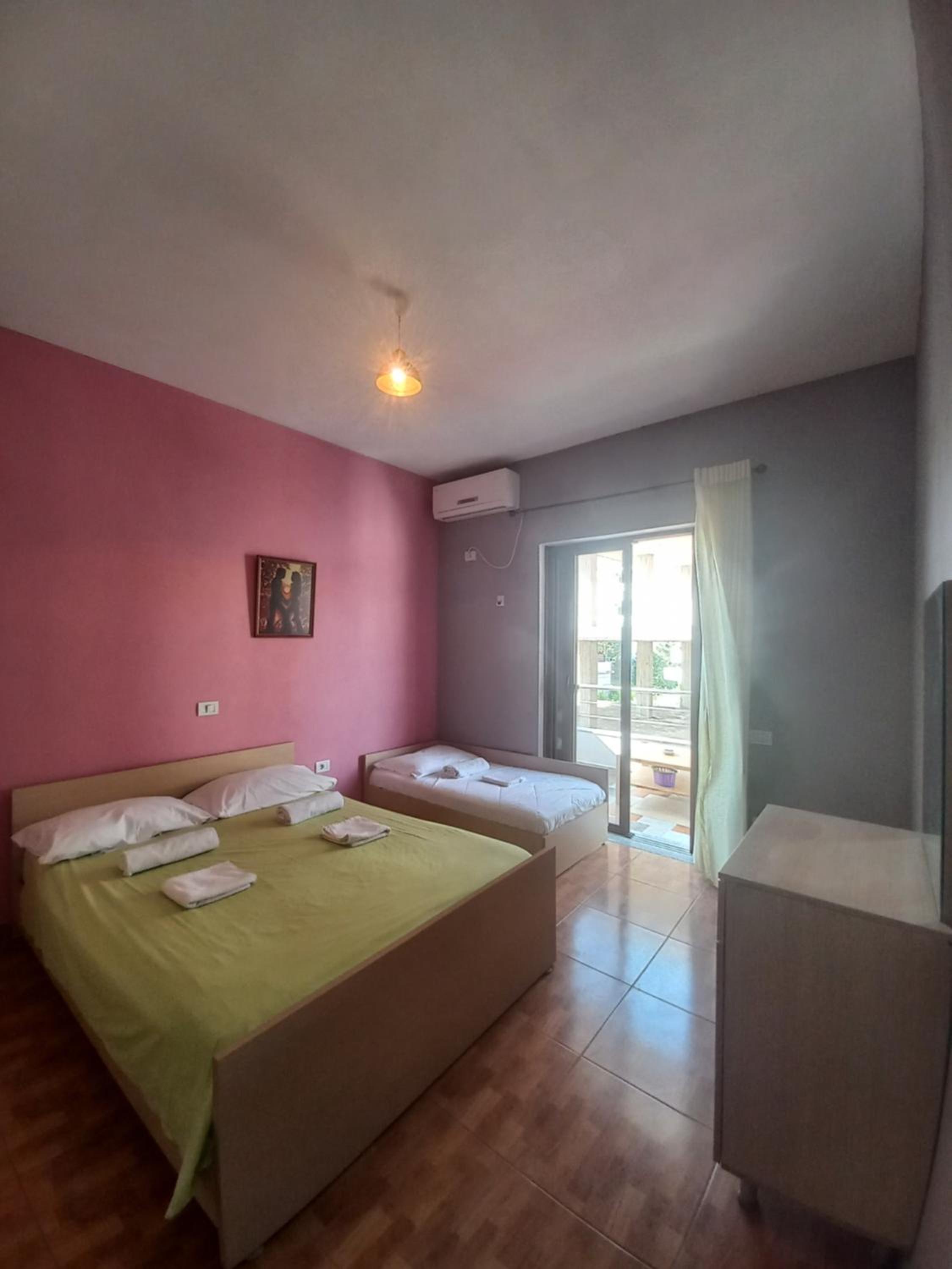 Arjana & Nelaj Apartments