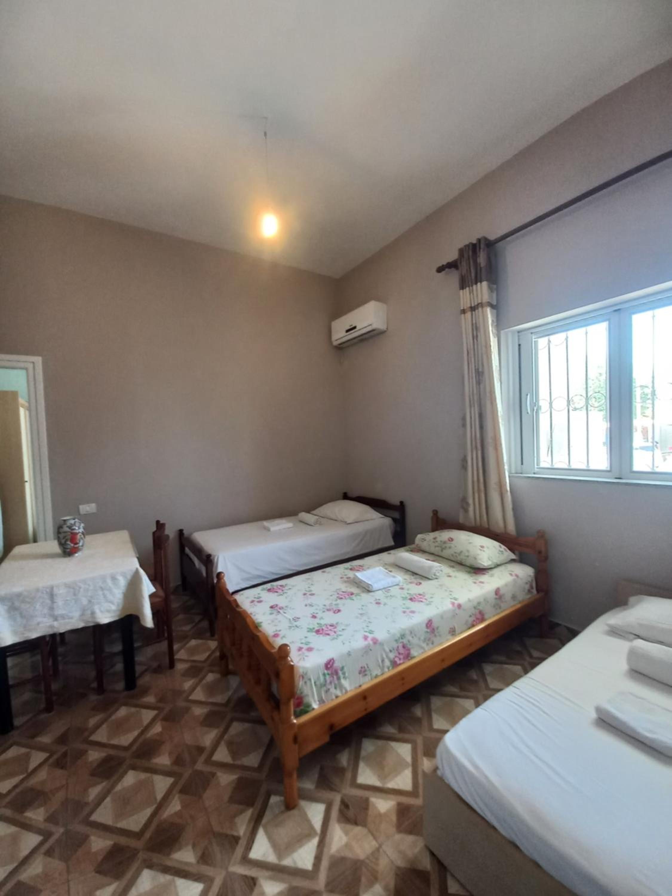 Arjana & Nelaj Apartments