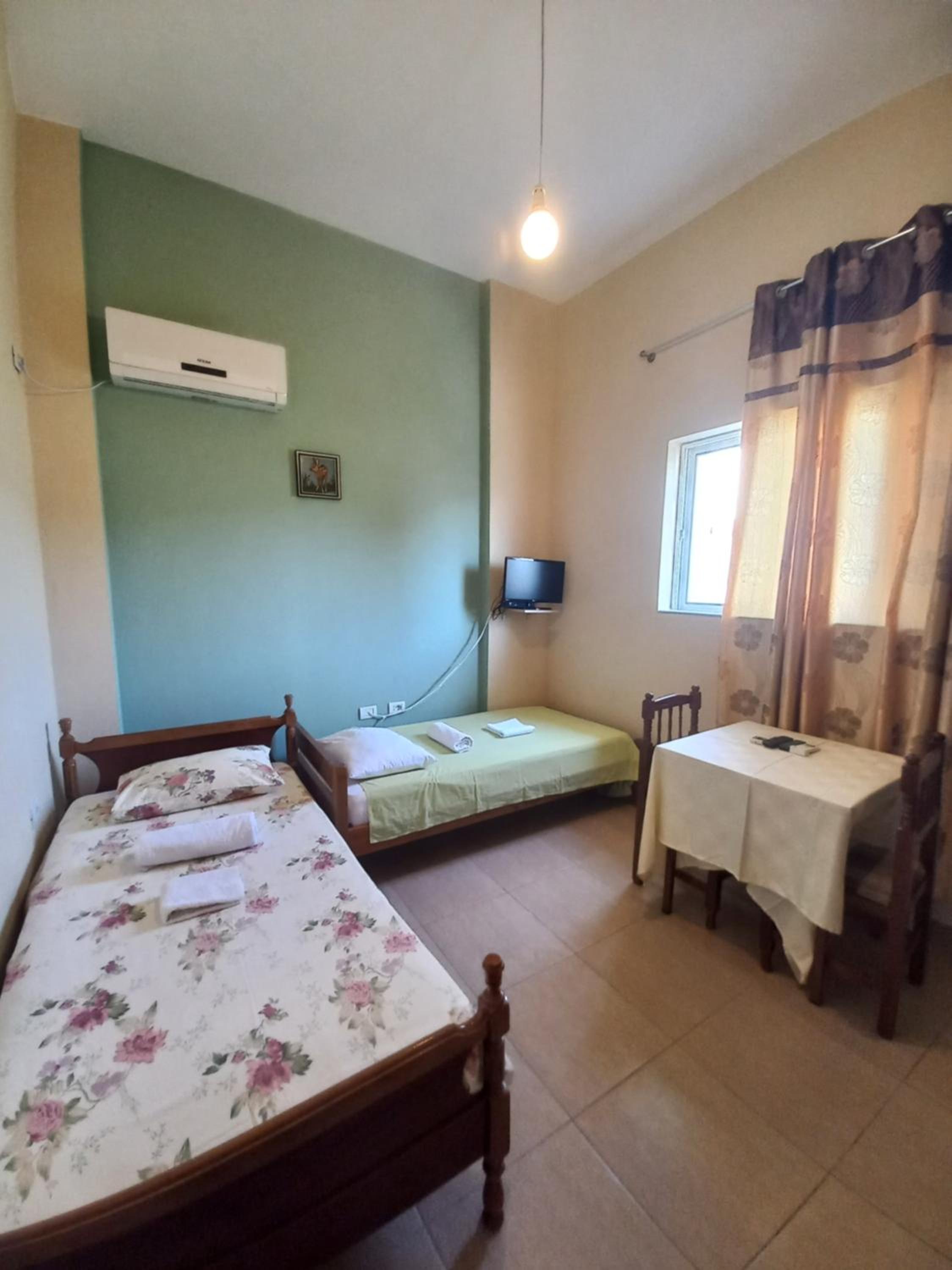Arjana & Nelaj Apartments