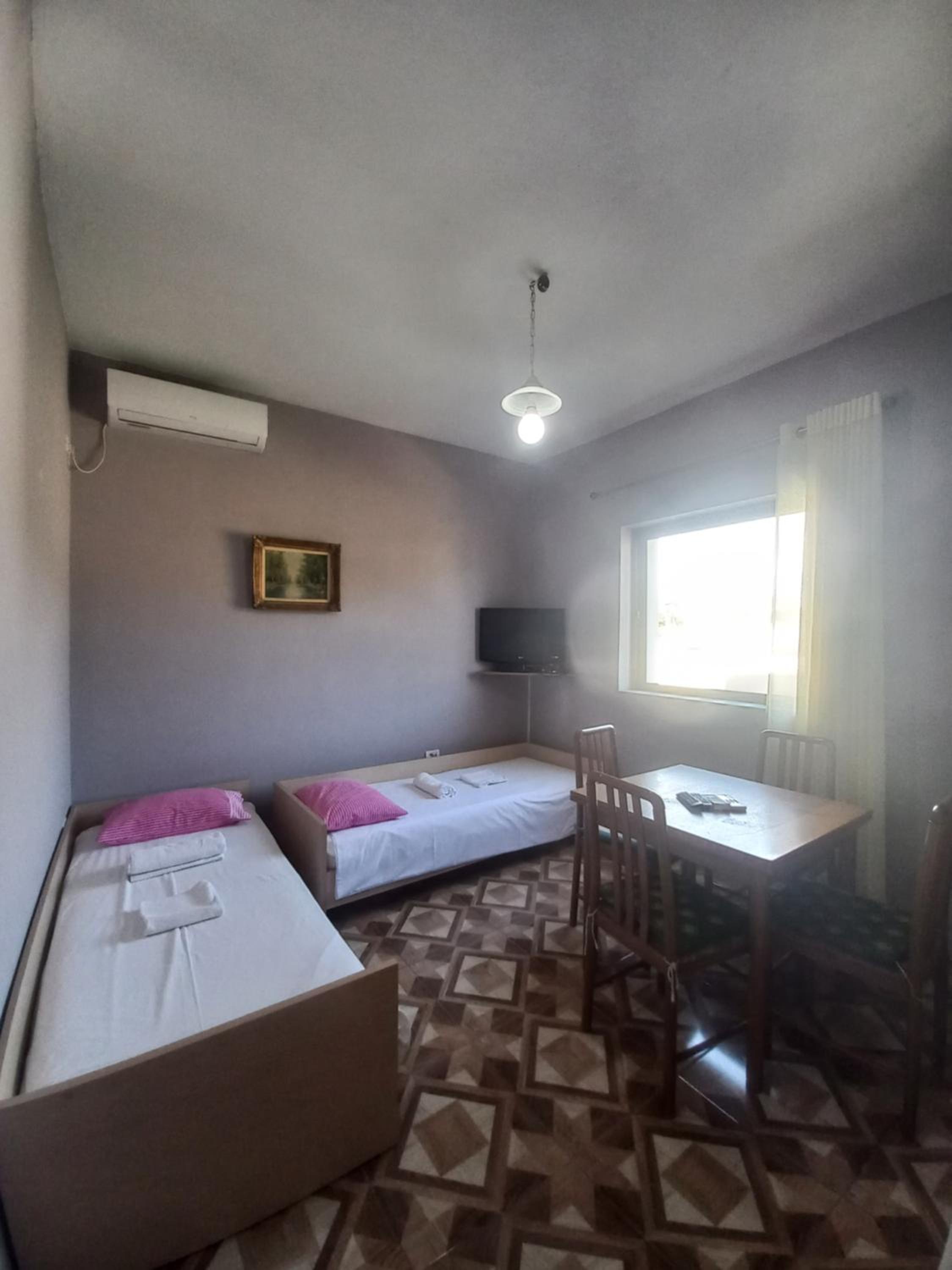 Arjana & Nelaj Apartments
