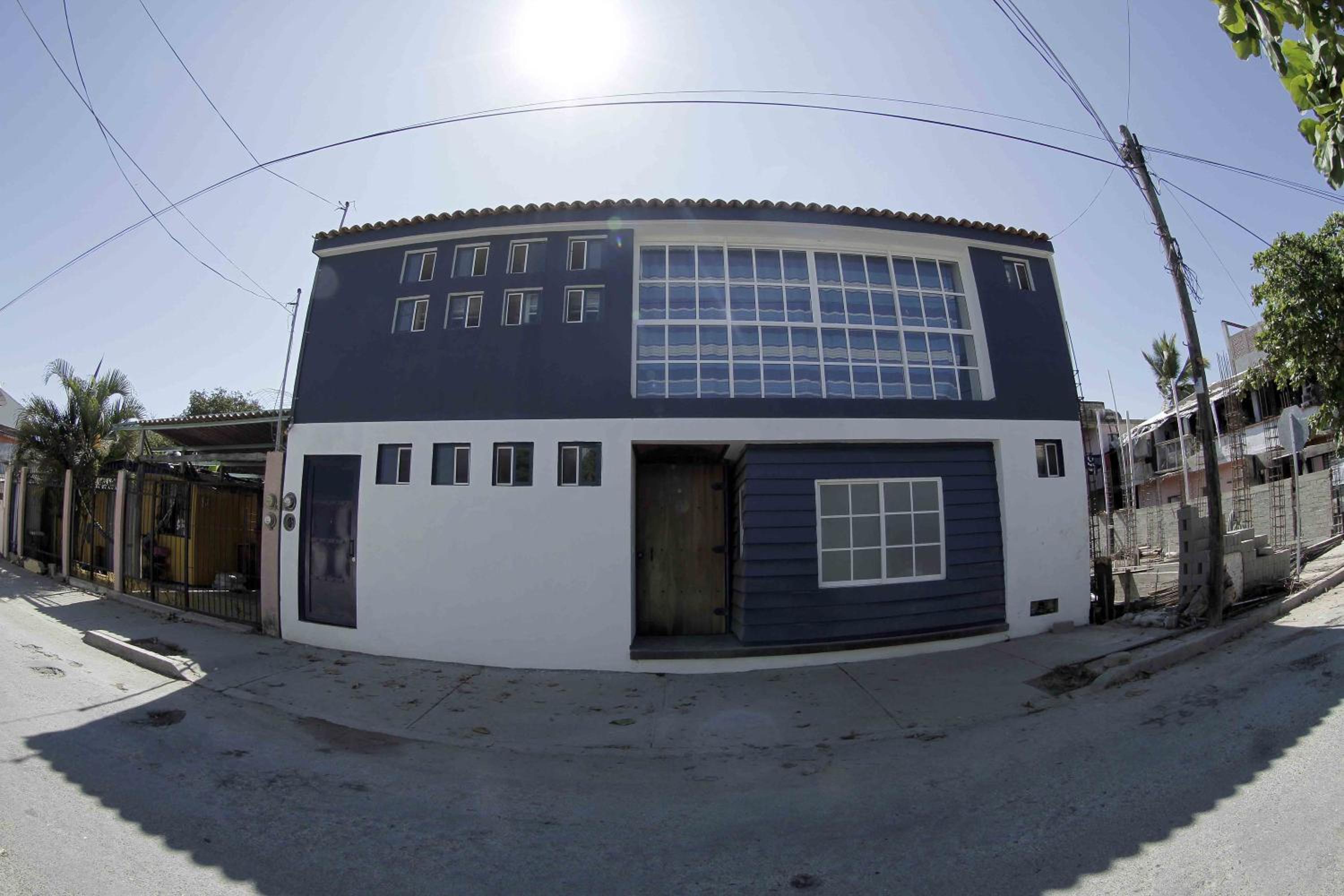 Hostal Azul y Blanco view 3