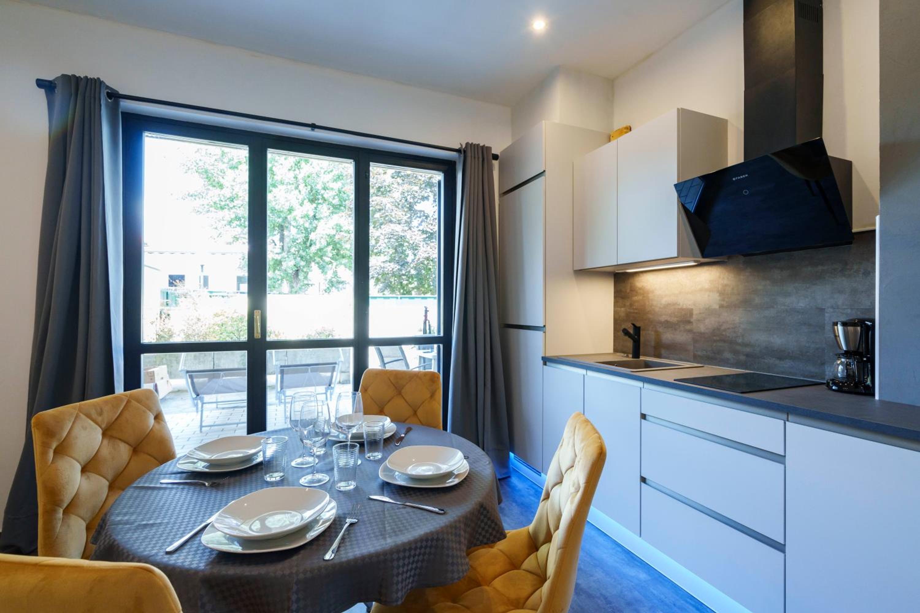 Lake Apartment Primea view 4