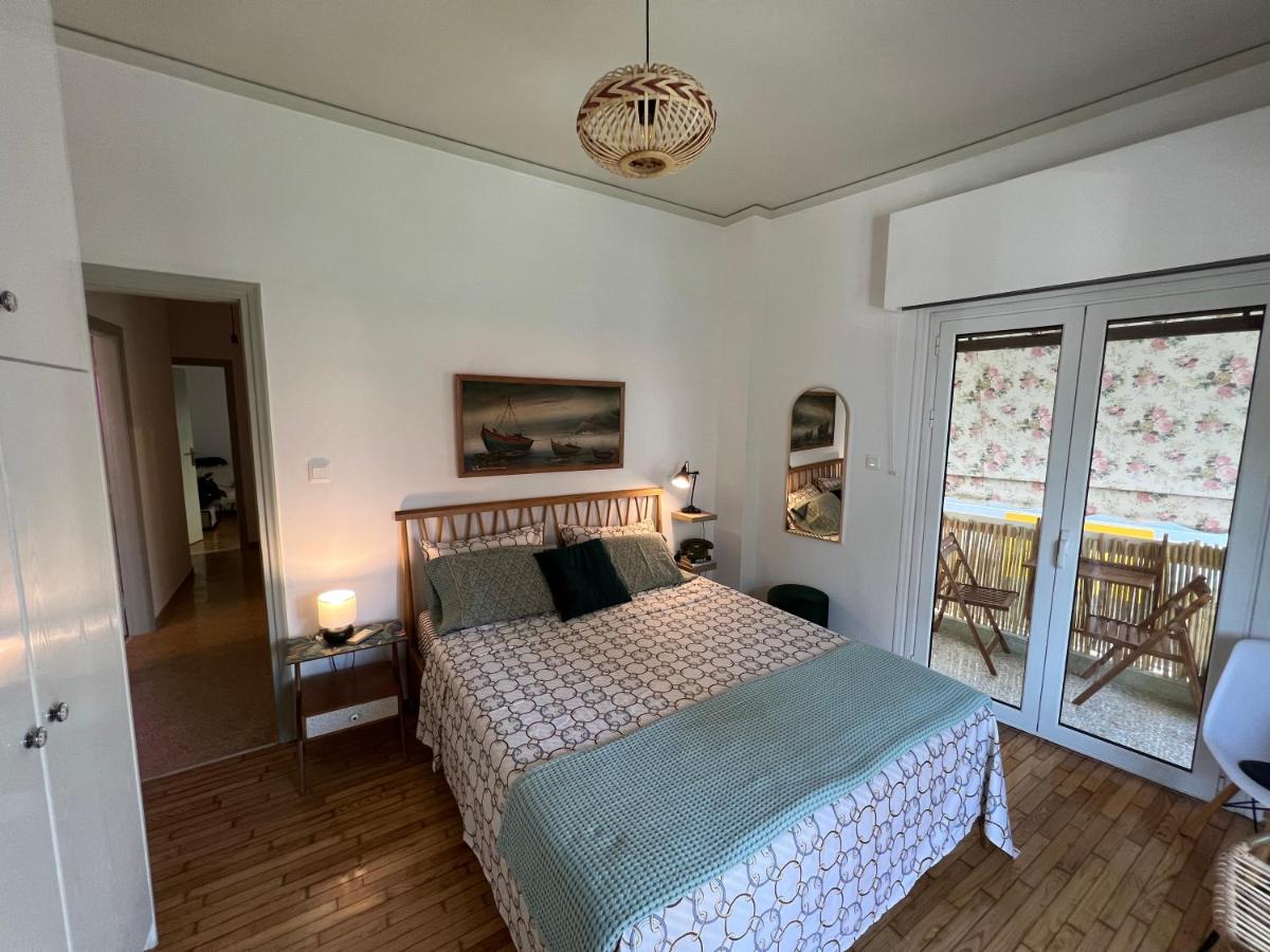 Comfortable 2-bedroom apartment near city center 100m from metro photo 3