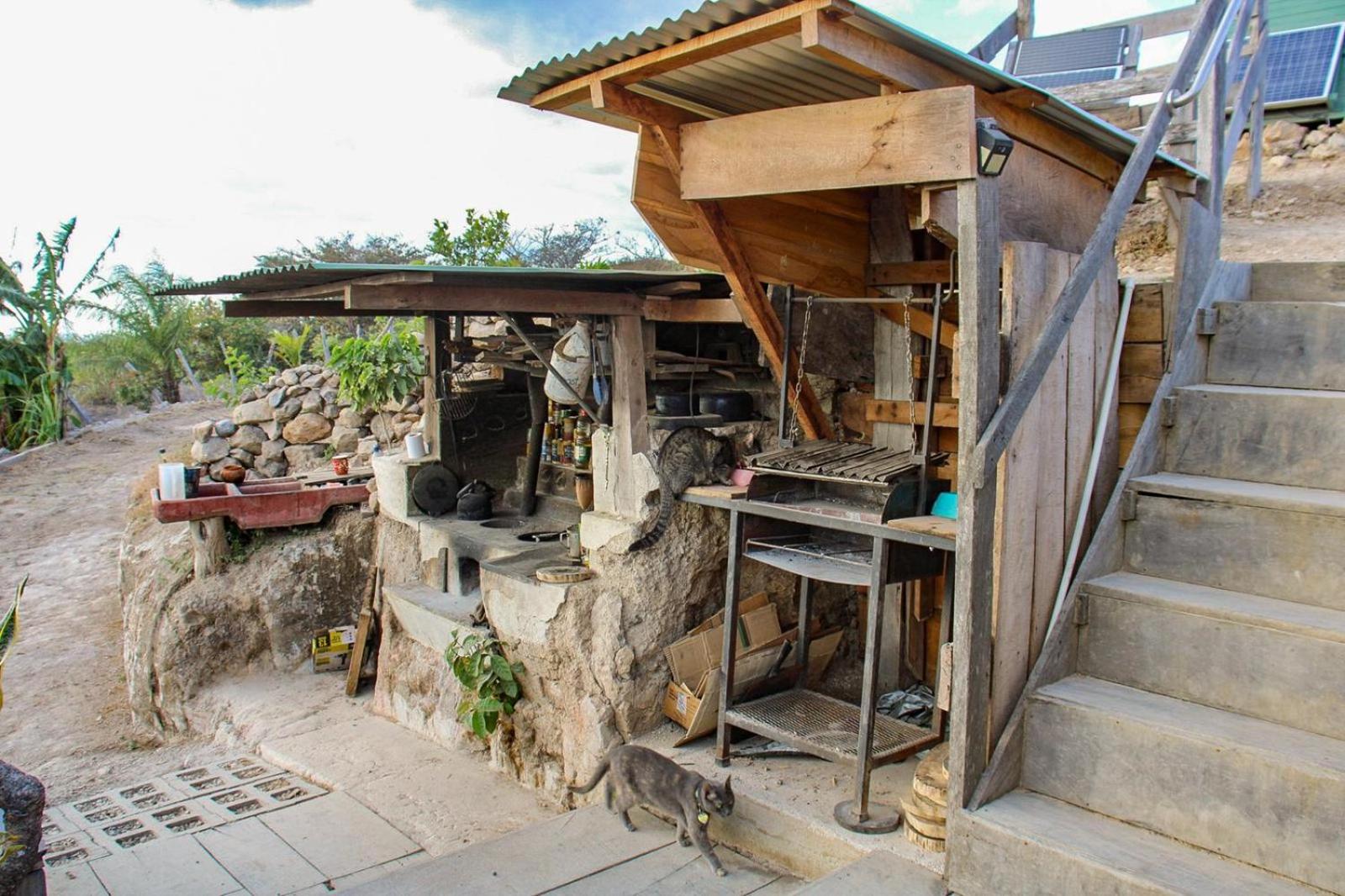 Sustainable, Off-Grid and Organic Cabins on a Farm in a Secluded Cloud Forest, Ultra Low Carbon Footprint, 4x4