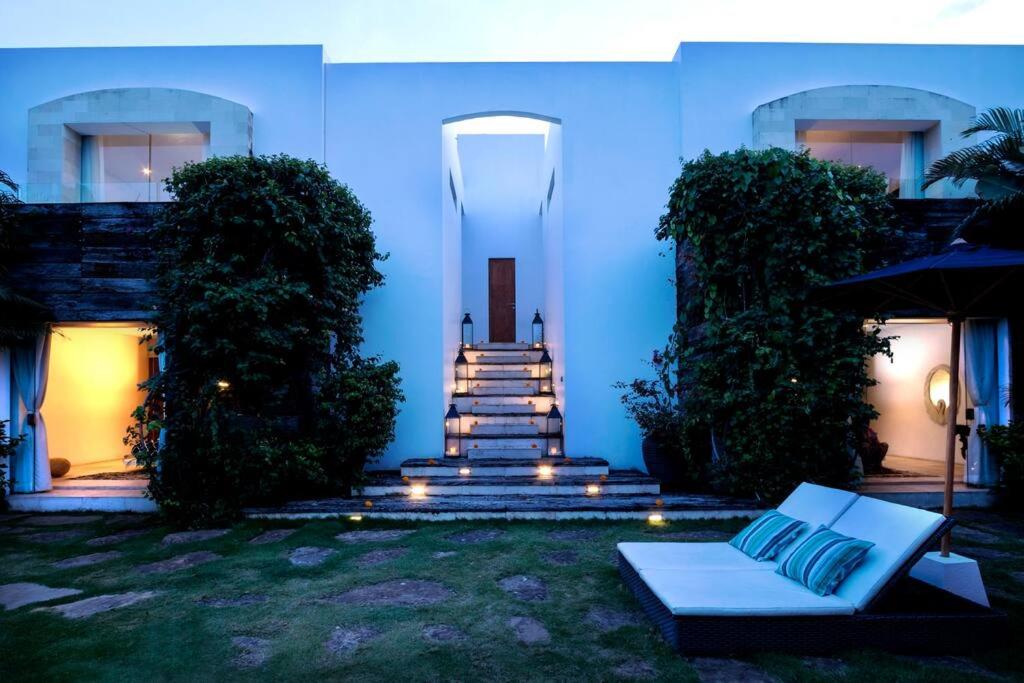 Elegant Villa Casabianca - Tropical Pool & Garden, Near Potato Head Beach Club!
