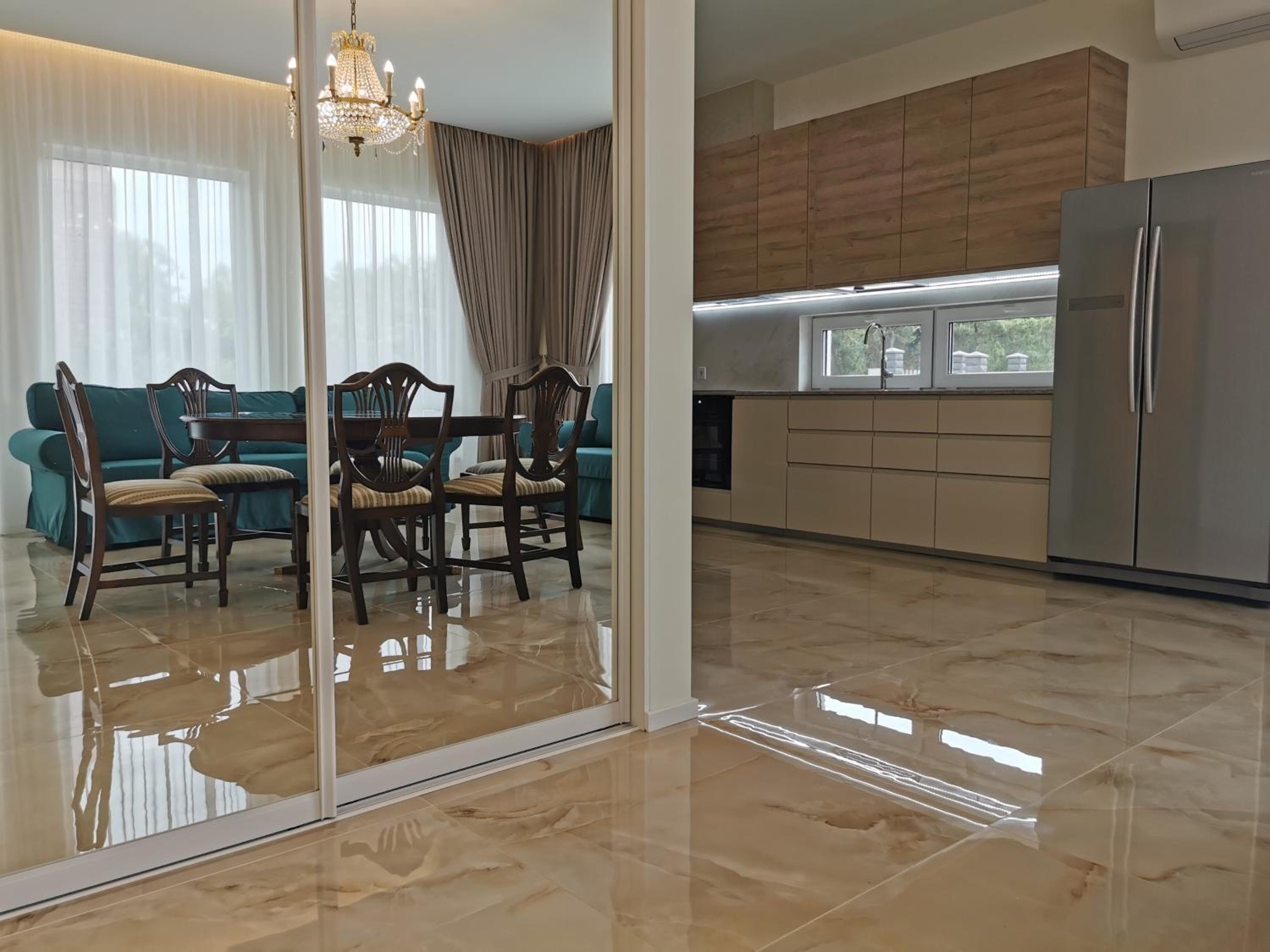 Beach Lounge Luxory Apartments