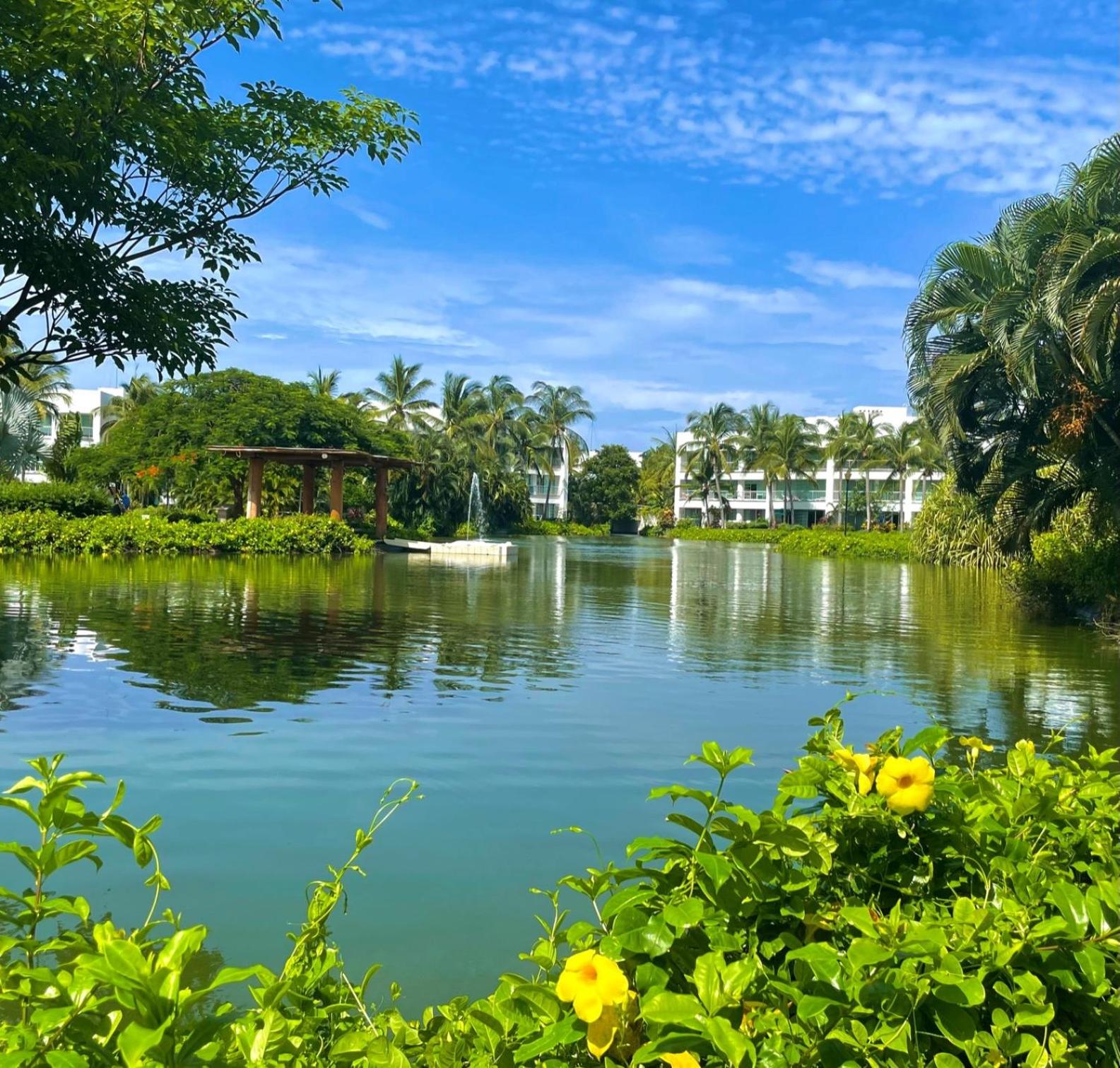 Mayan Lakes